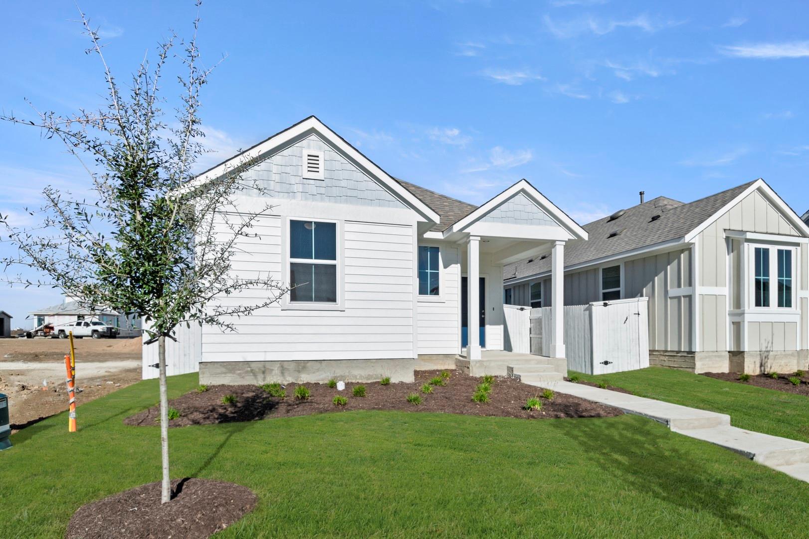 143 Daylily Dr, Elgin, TX 78621