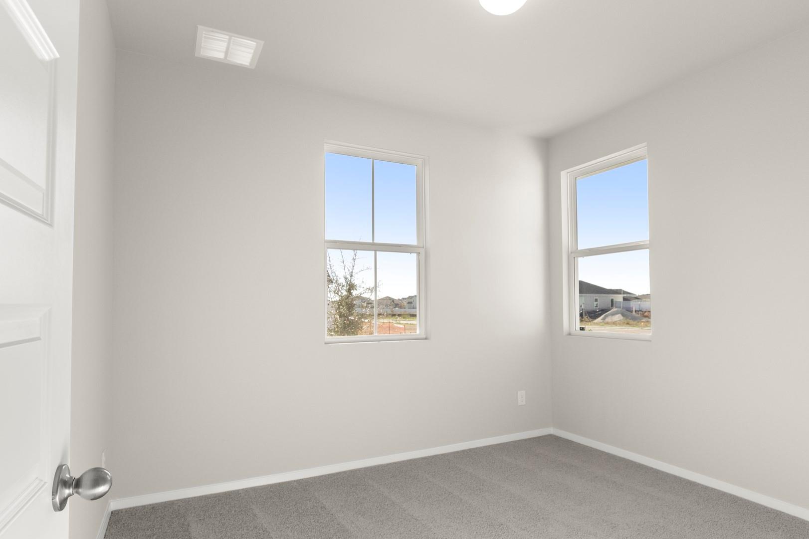 143 Daylily Dr, Elgin, TX 78621