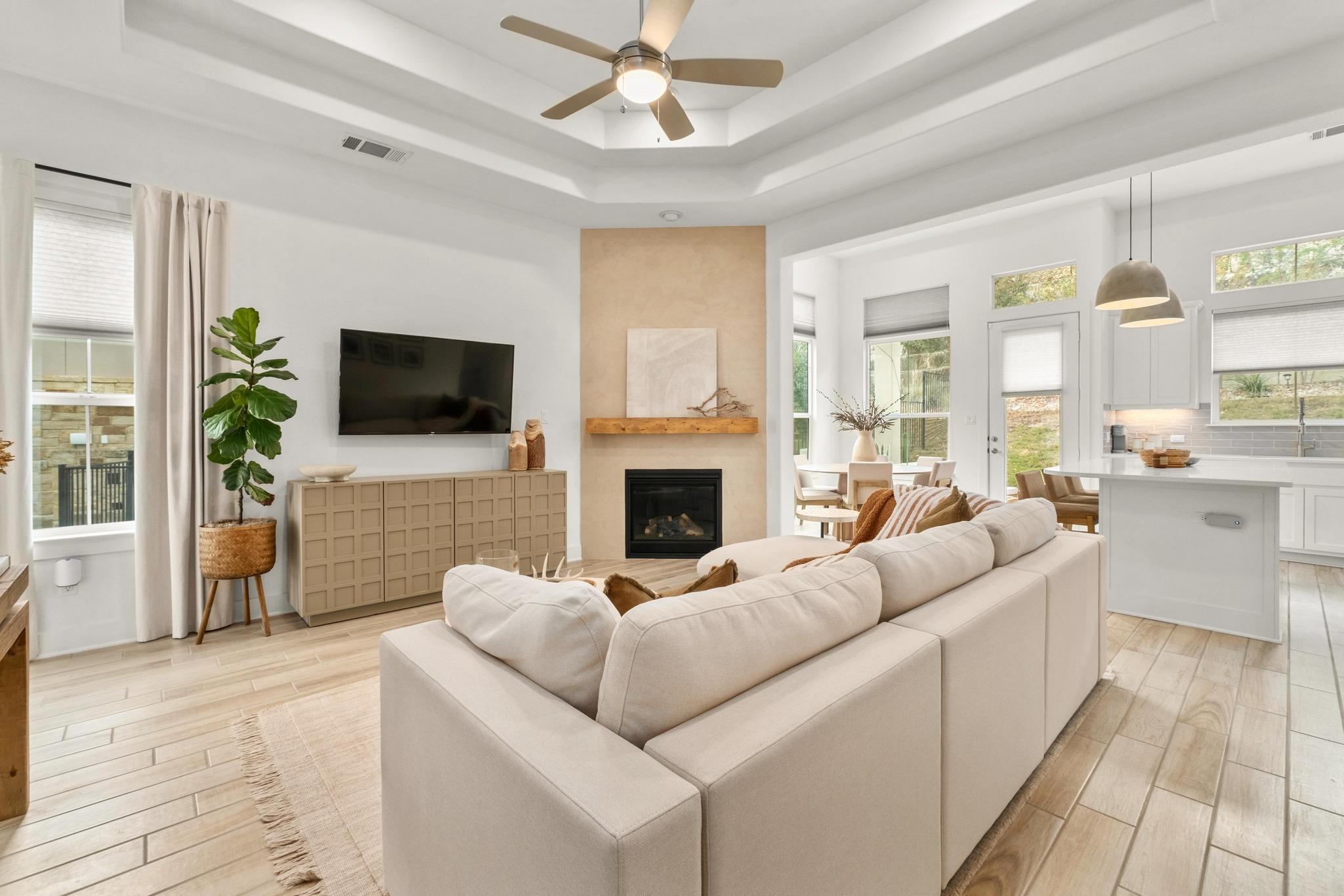 115 Beneteau Dr # 77, Austin, TX 78738