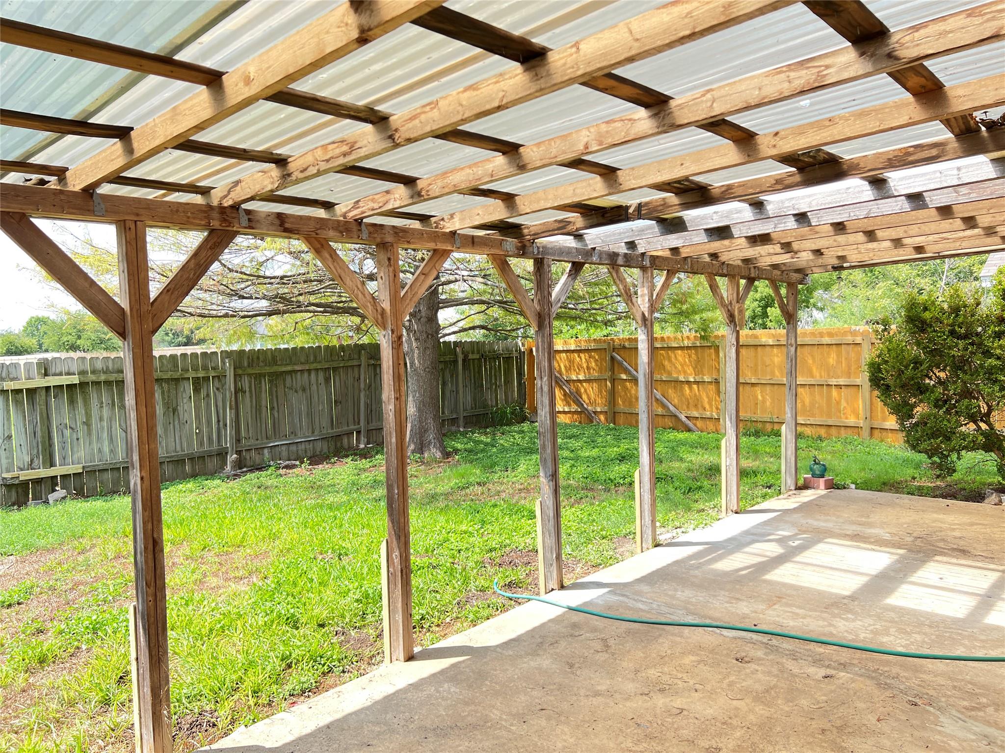 107 Hague St, Hutto, TX 78634