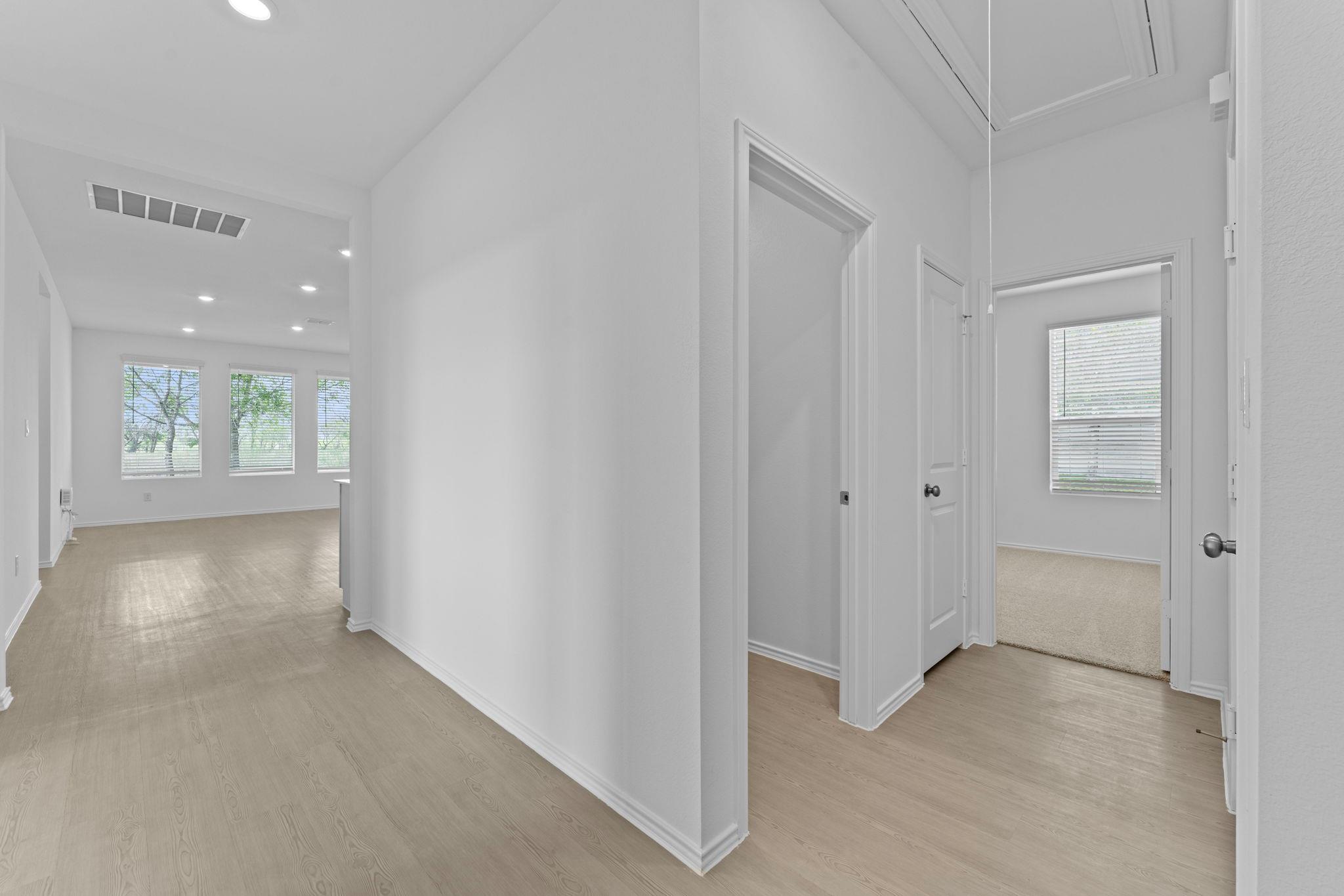 13225 Eastland Dr, Mustang Ridge, TX 78610