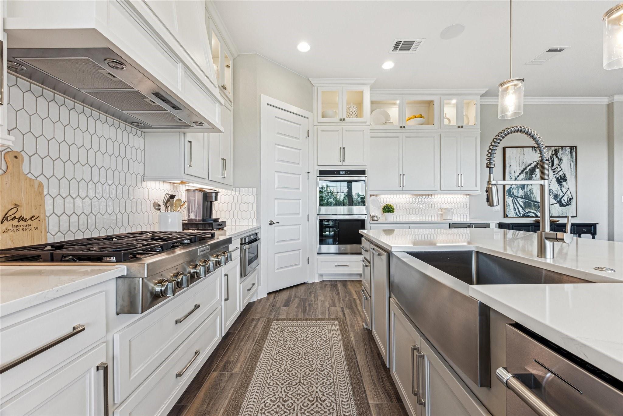 6821 Little Serenity Cv, Lago Vista, TX 78645