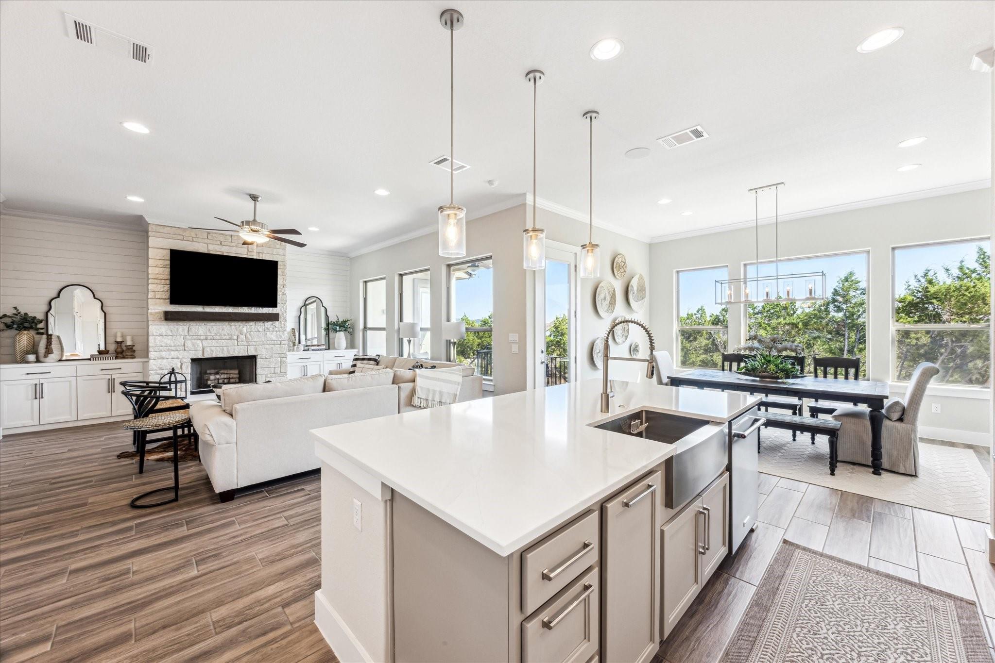 6821 Little Serenity Cv, Lago Vista, TX 78645