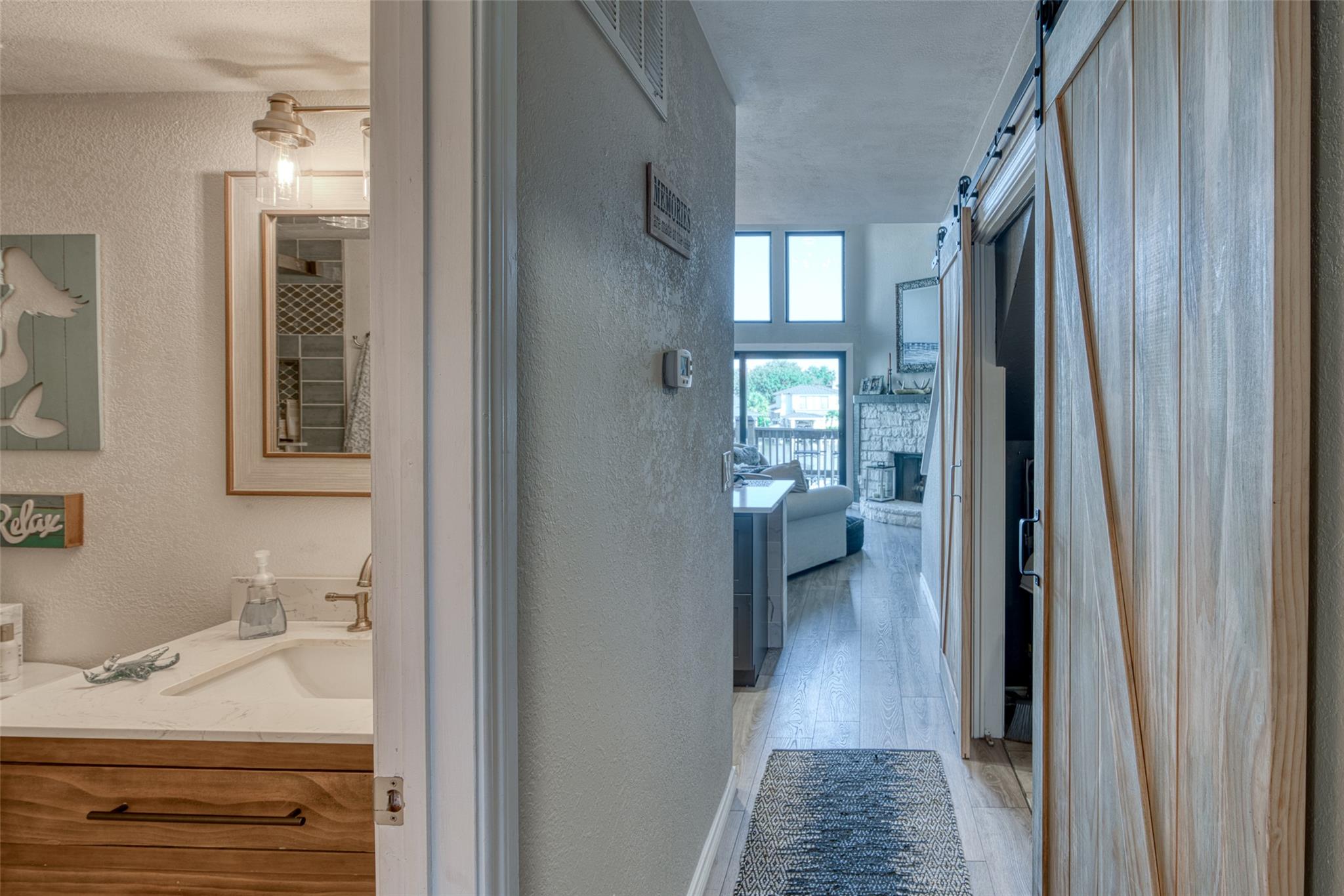 509 Short Circuit # 203, Horseshoe Bay, TX 78657