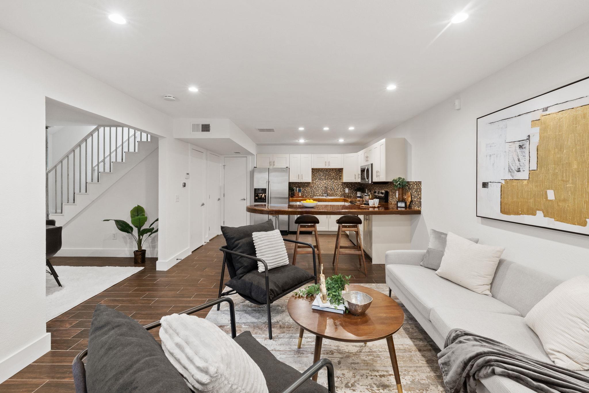 1101 Shoal Creek Blvd # 14, Austin, TX 78701