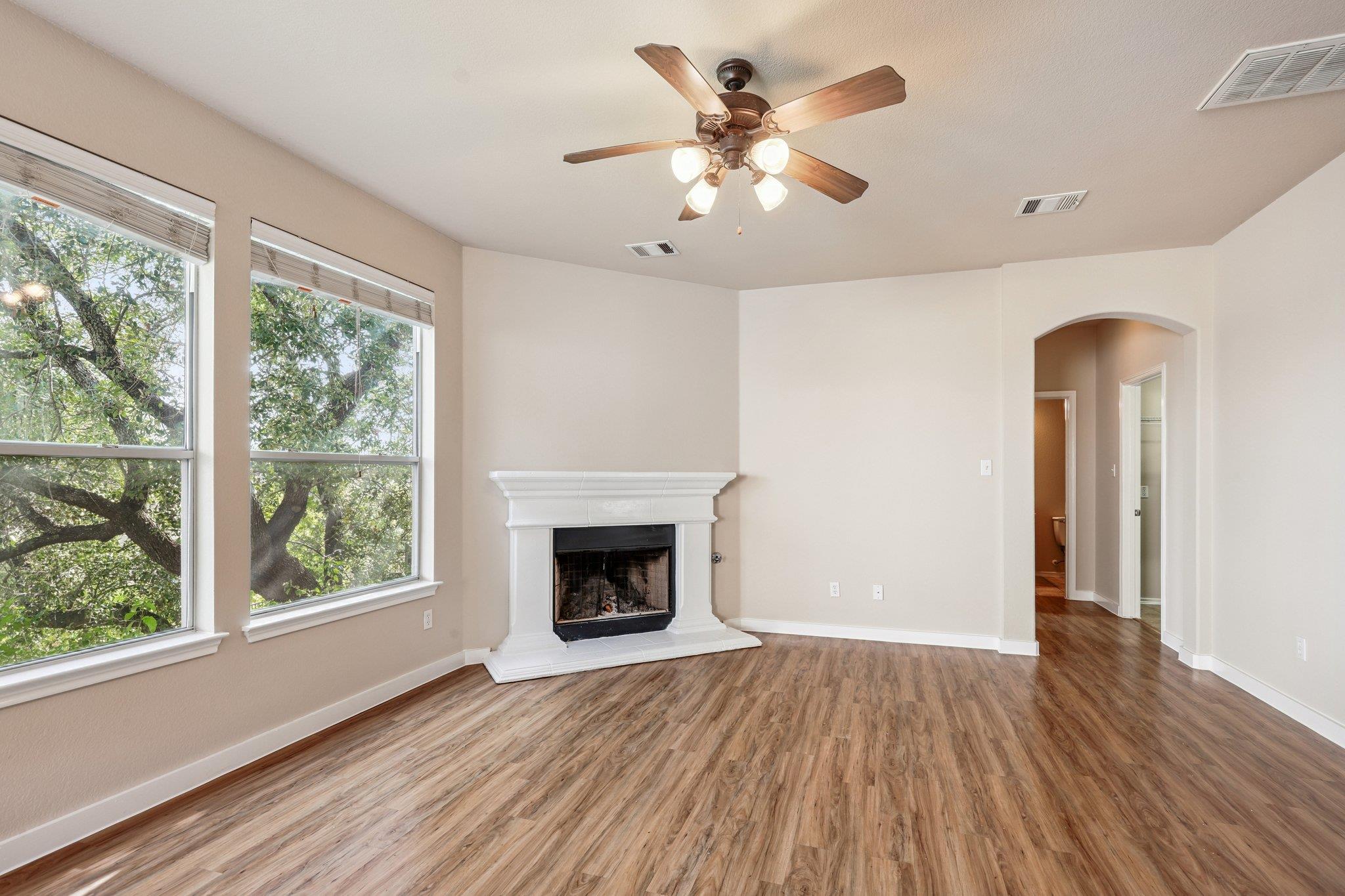 88 White Magnolia Cir, Austin, TX 78734