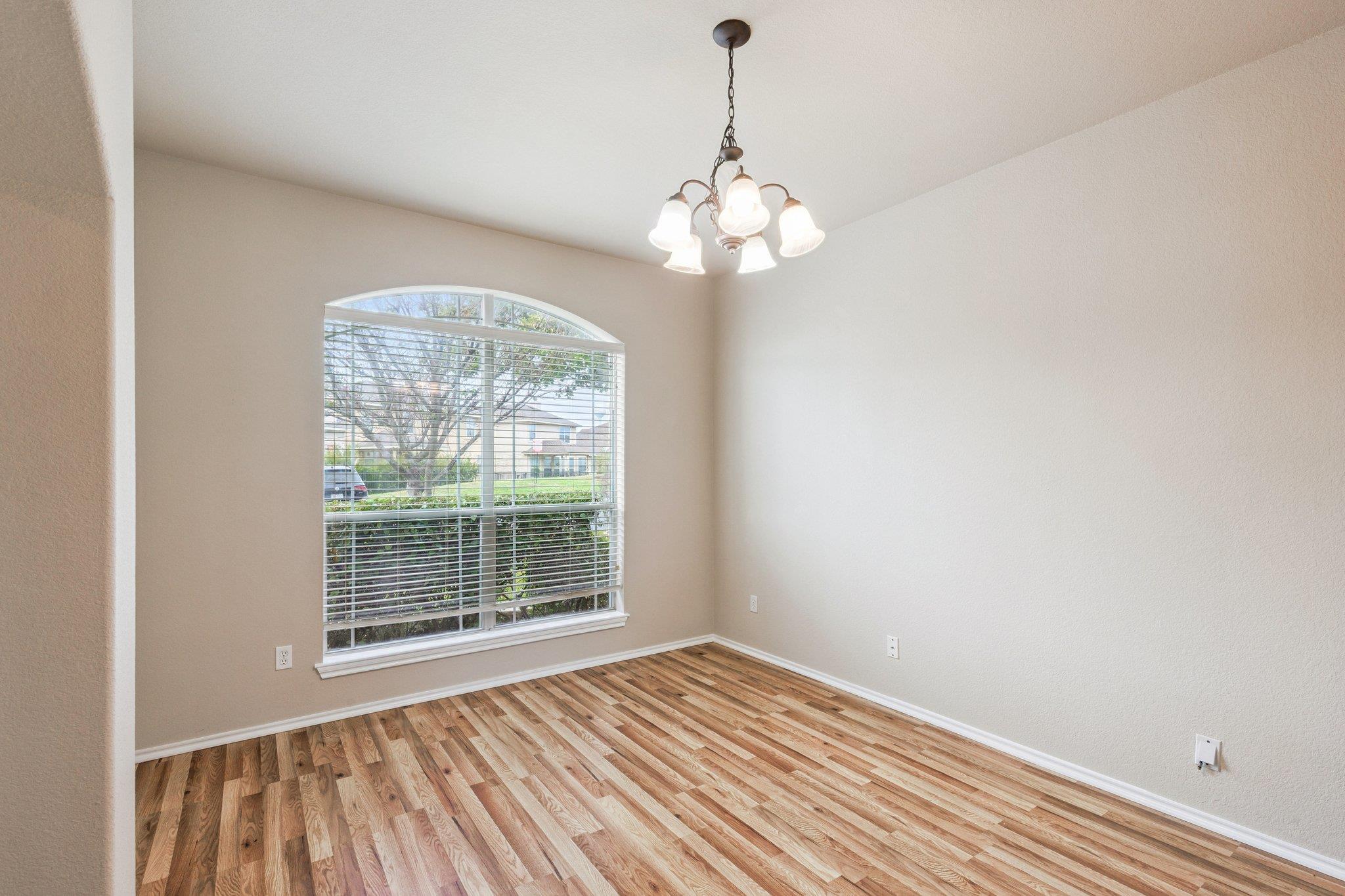 88 White Magnolia Cir, Austin, TX 78734