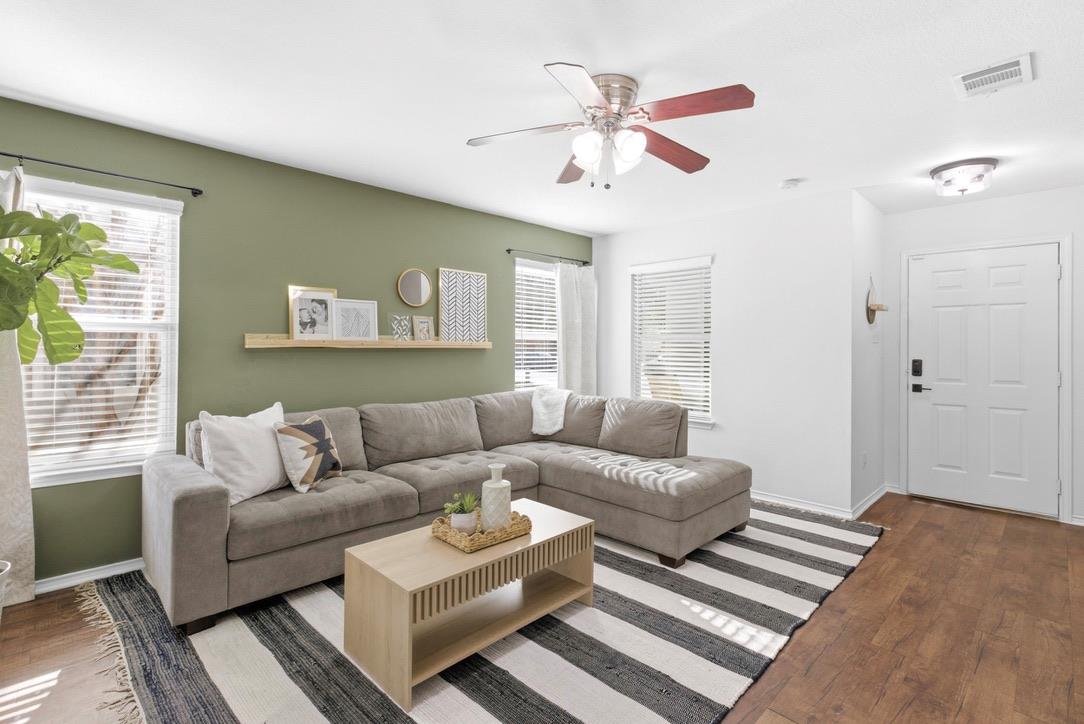 75 Jan Ln, Georgetown, TX 78626