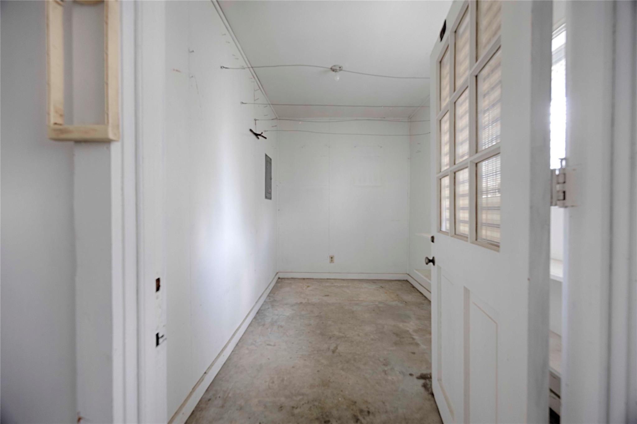 701 Herder Ave, Schulenburg, TX 78956