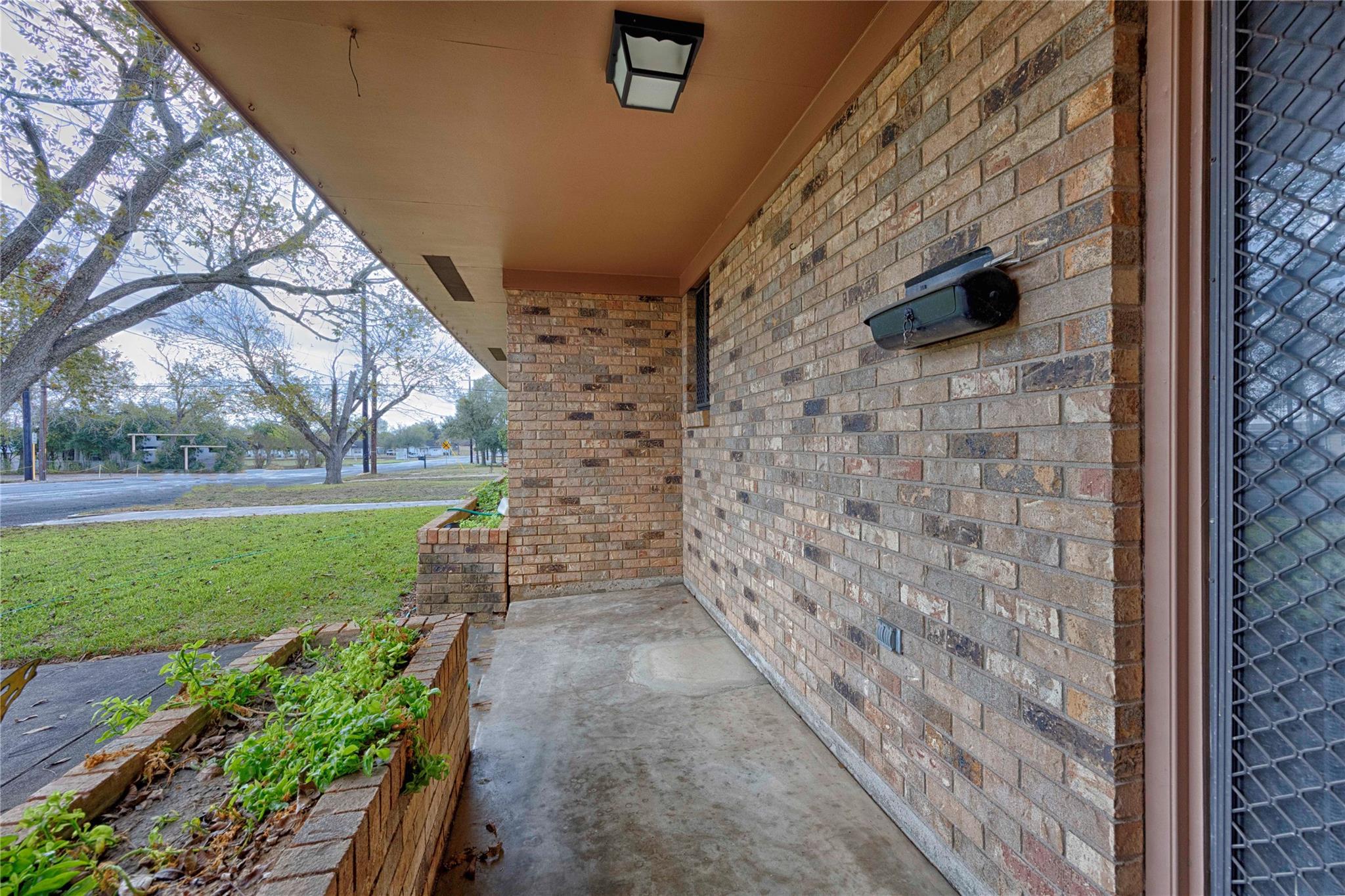 701 Herder Ave, Schulenburg, TX 78956