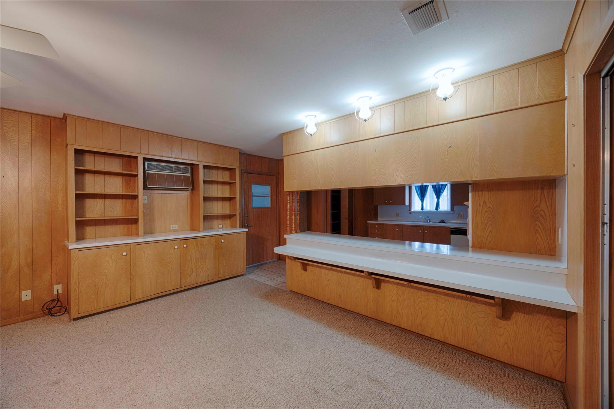 701 Herder Ave, Schulenburg, TX 78956