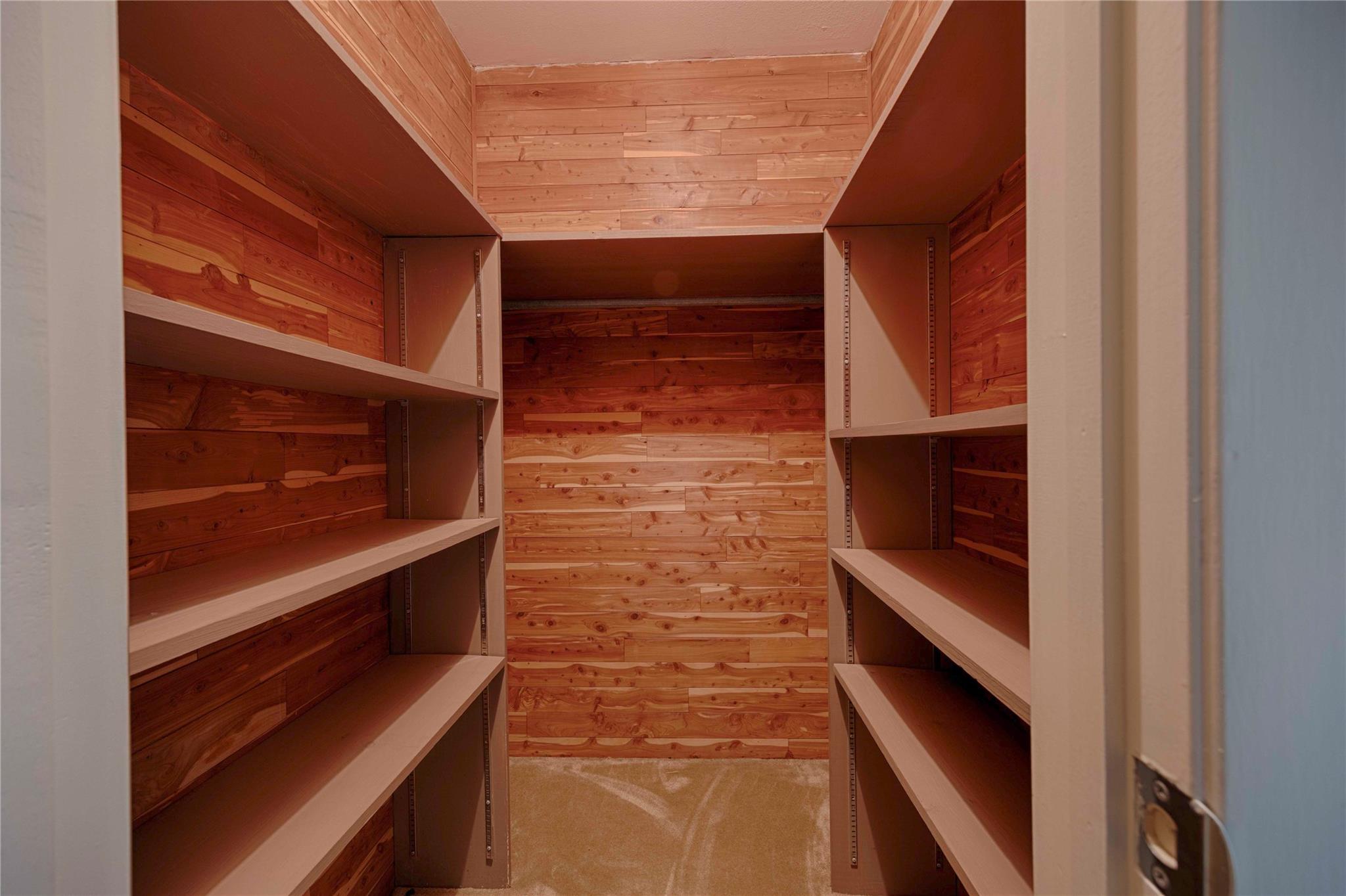 701 Herder Ave, Schulenburg, TX 78956