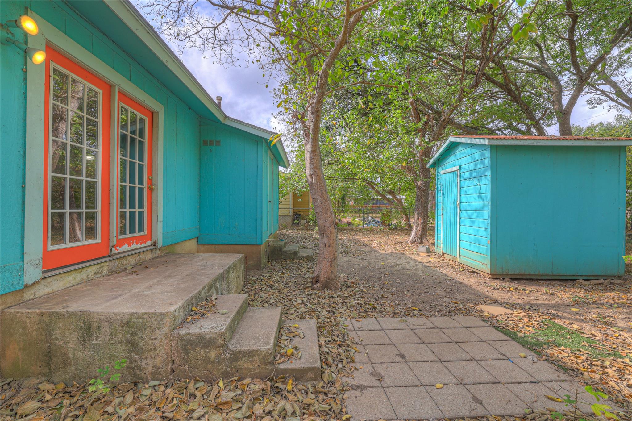 807 Sturgeon St, San Marcos, TX 78666