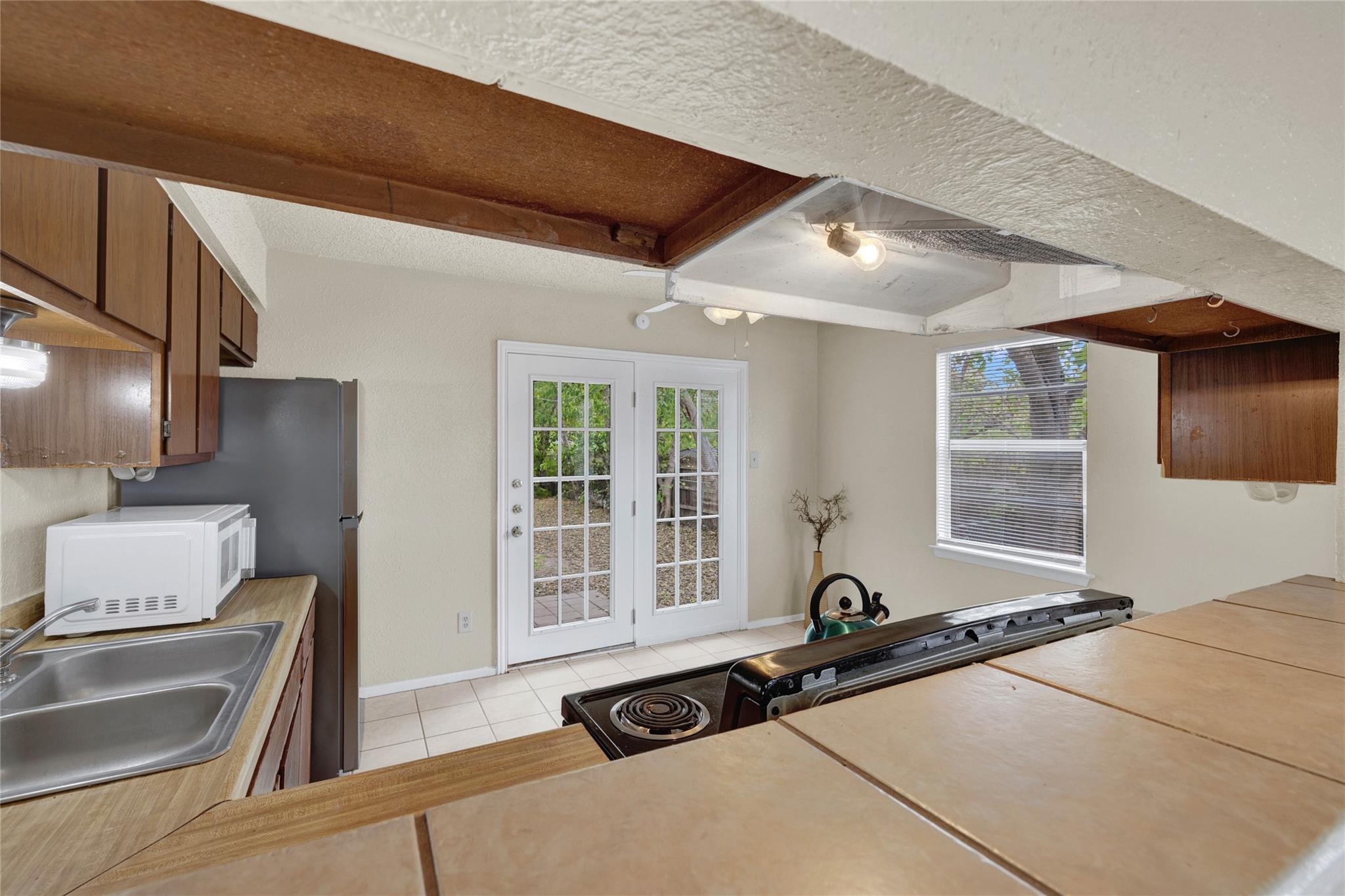 807 Sturgeon St, San Marcos, TX 78666