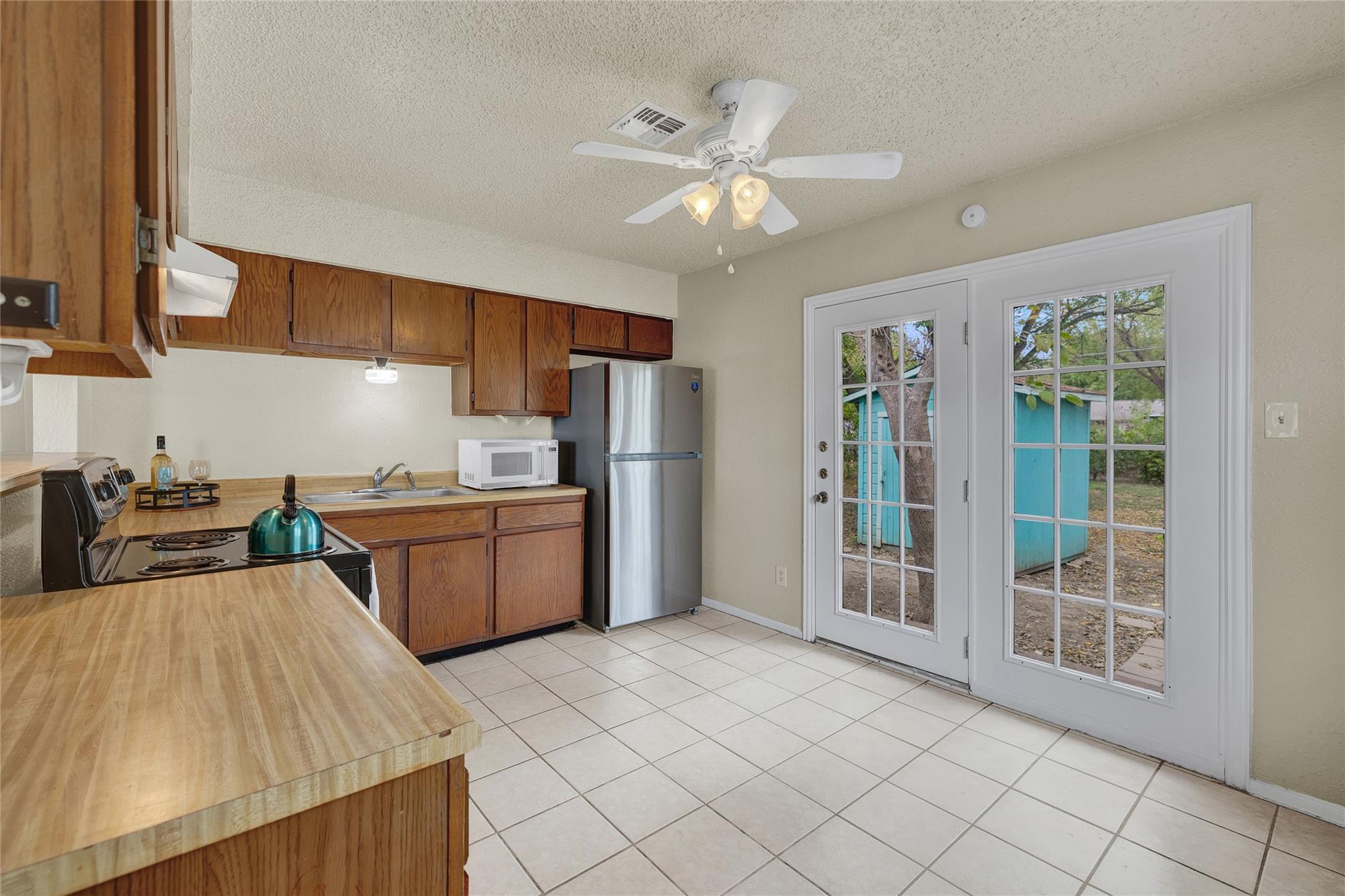 807 Sturgeon St, San Marcos, TX 78666