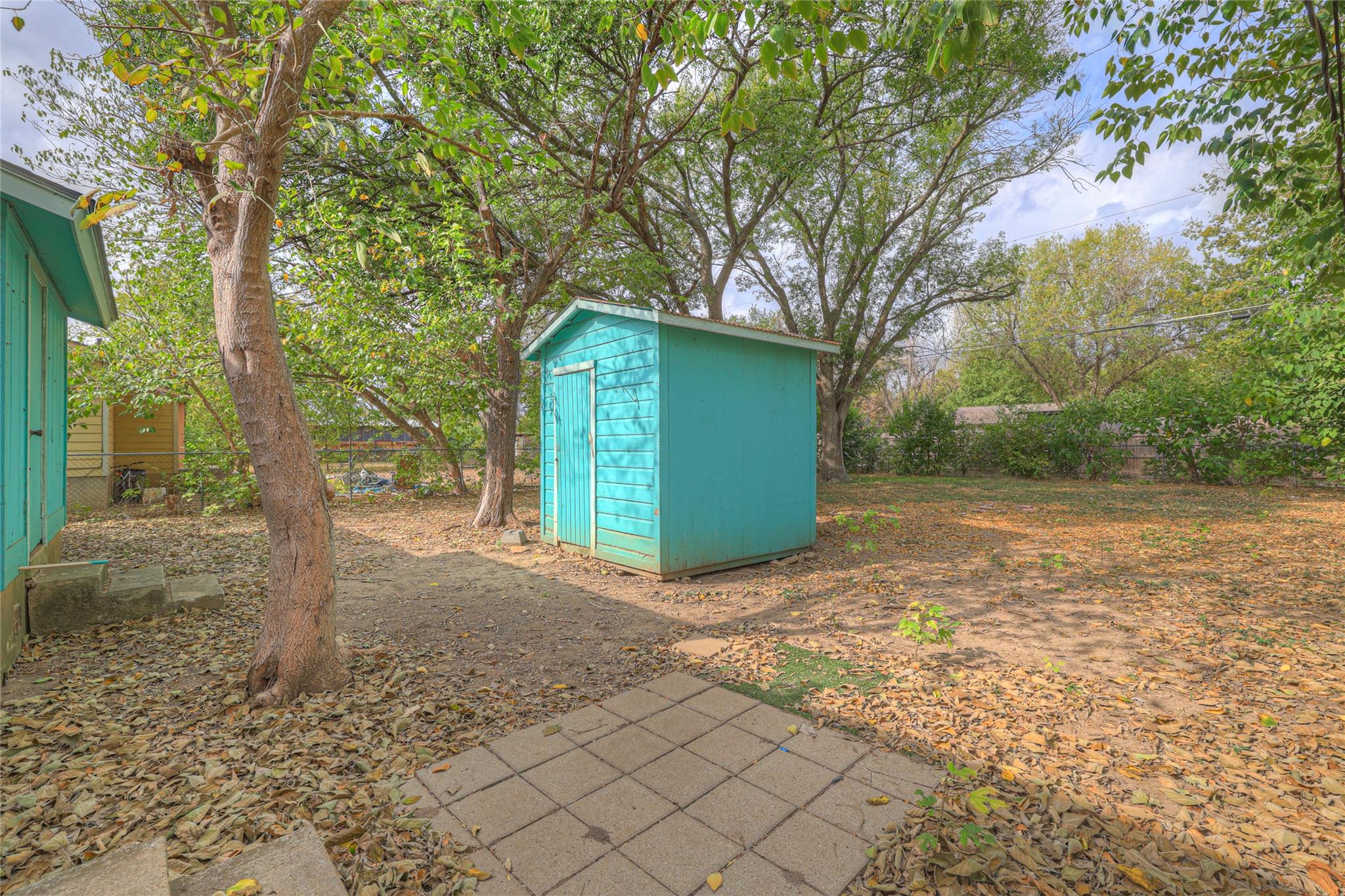 807 Sturgeon St, San Marcos, TX 78666