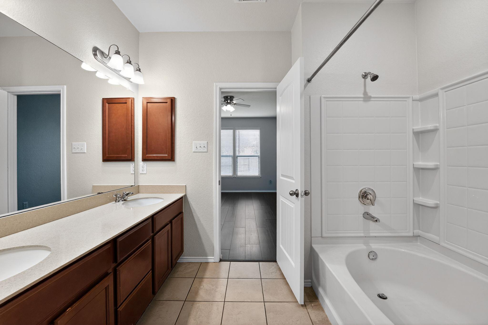 3040 Freeman Park Dr, Round Rock, TX 78665