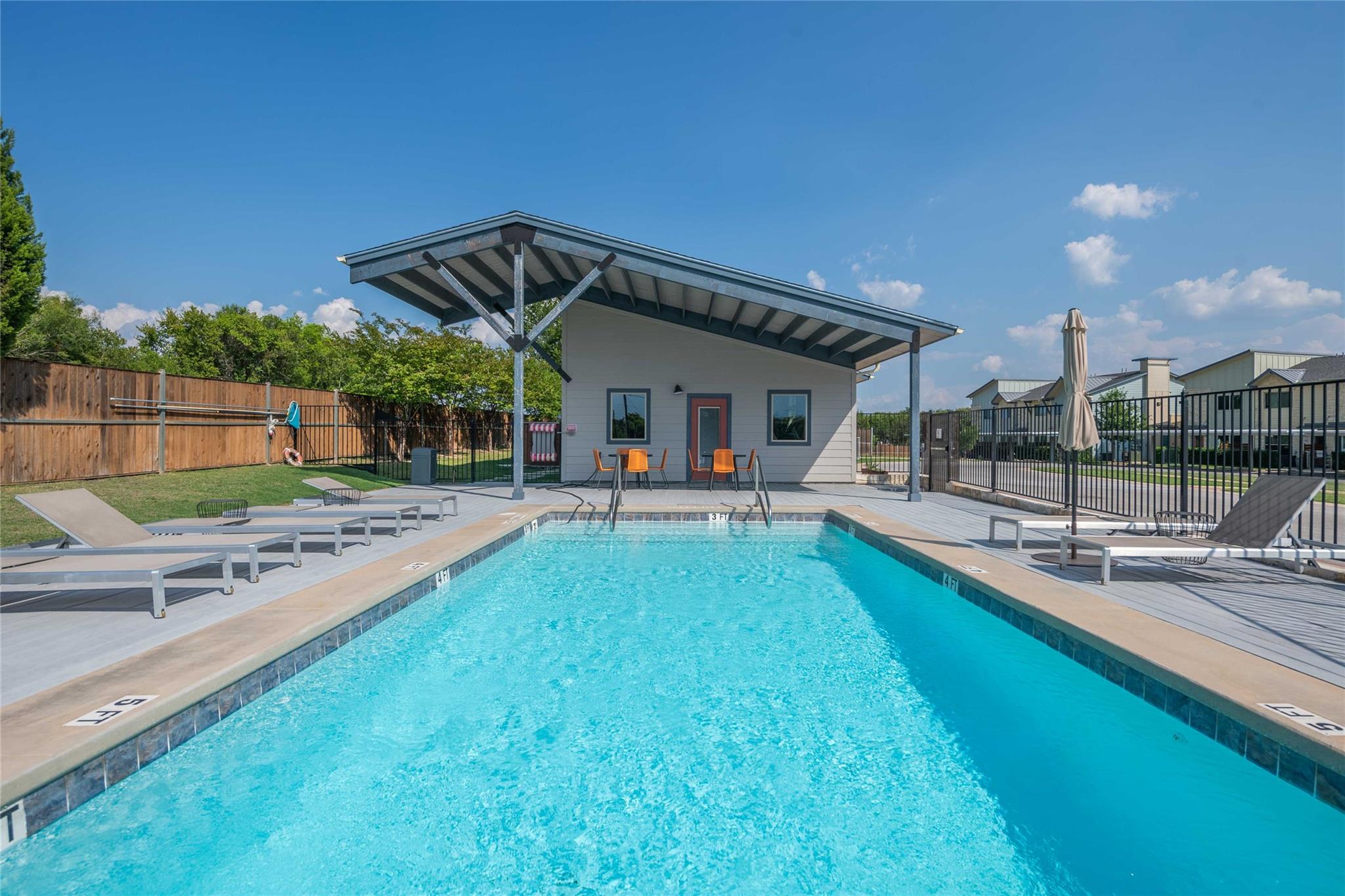 7805 Cooper Ln # 103, Austin, TX 78745