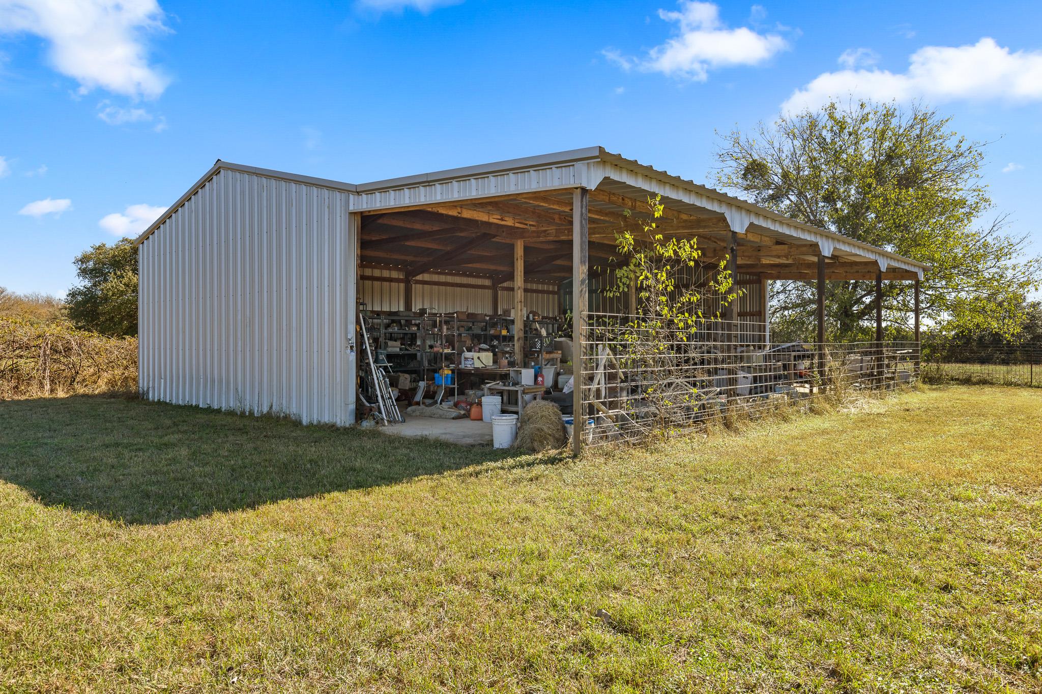 1336 S Fm 1174 S, Bertram, TX 78605