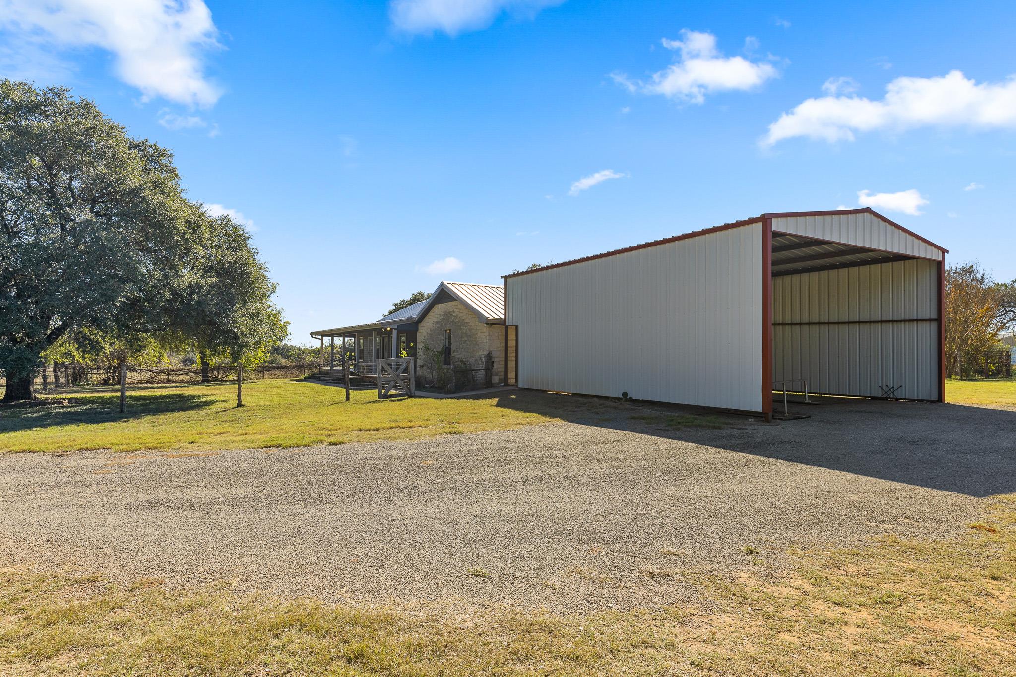 1336 S Fm 1174 S, Bertram, TX 78605