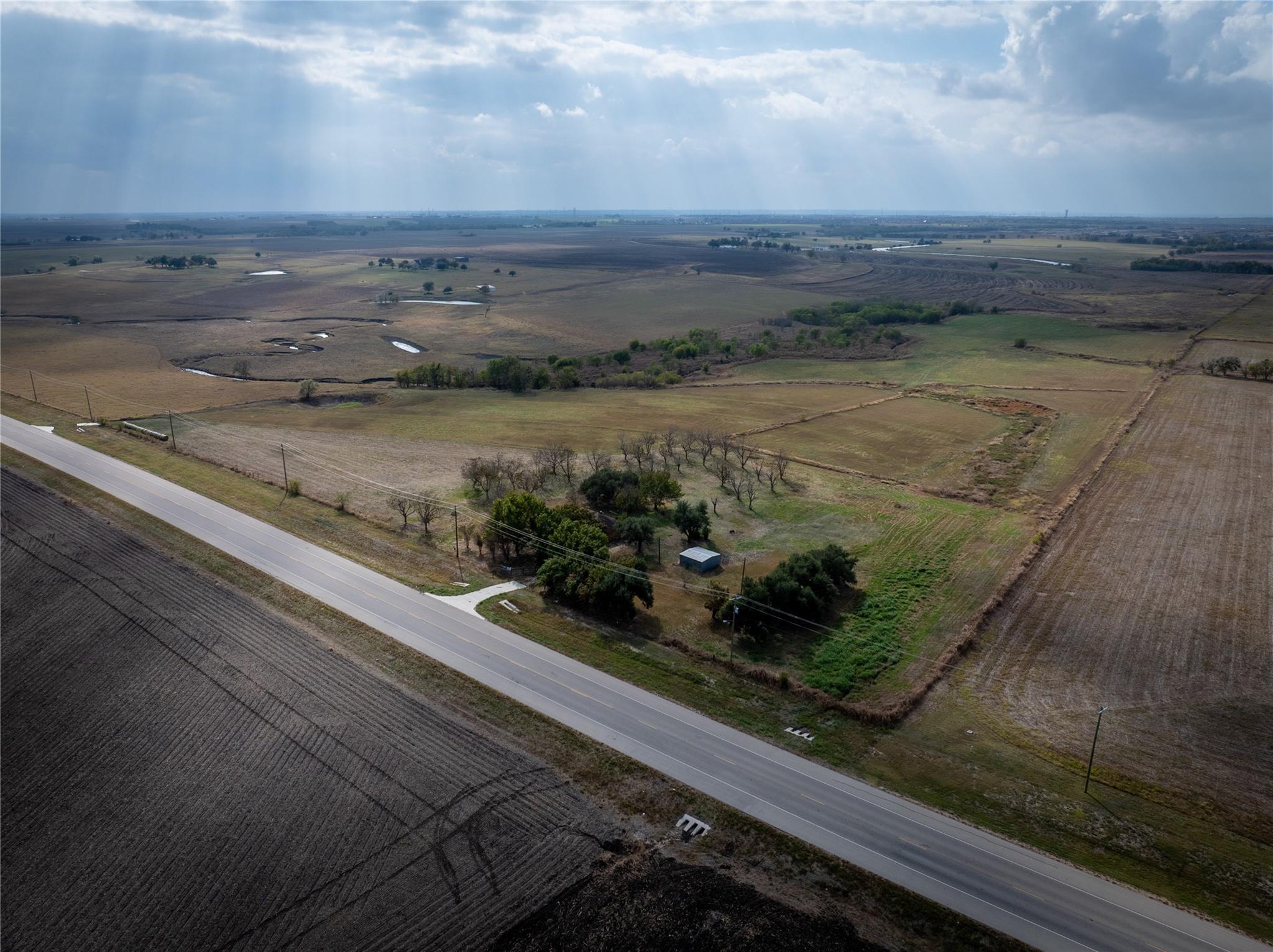 4100 County Road 101 Rd, Taylor, TX 76574