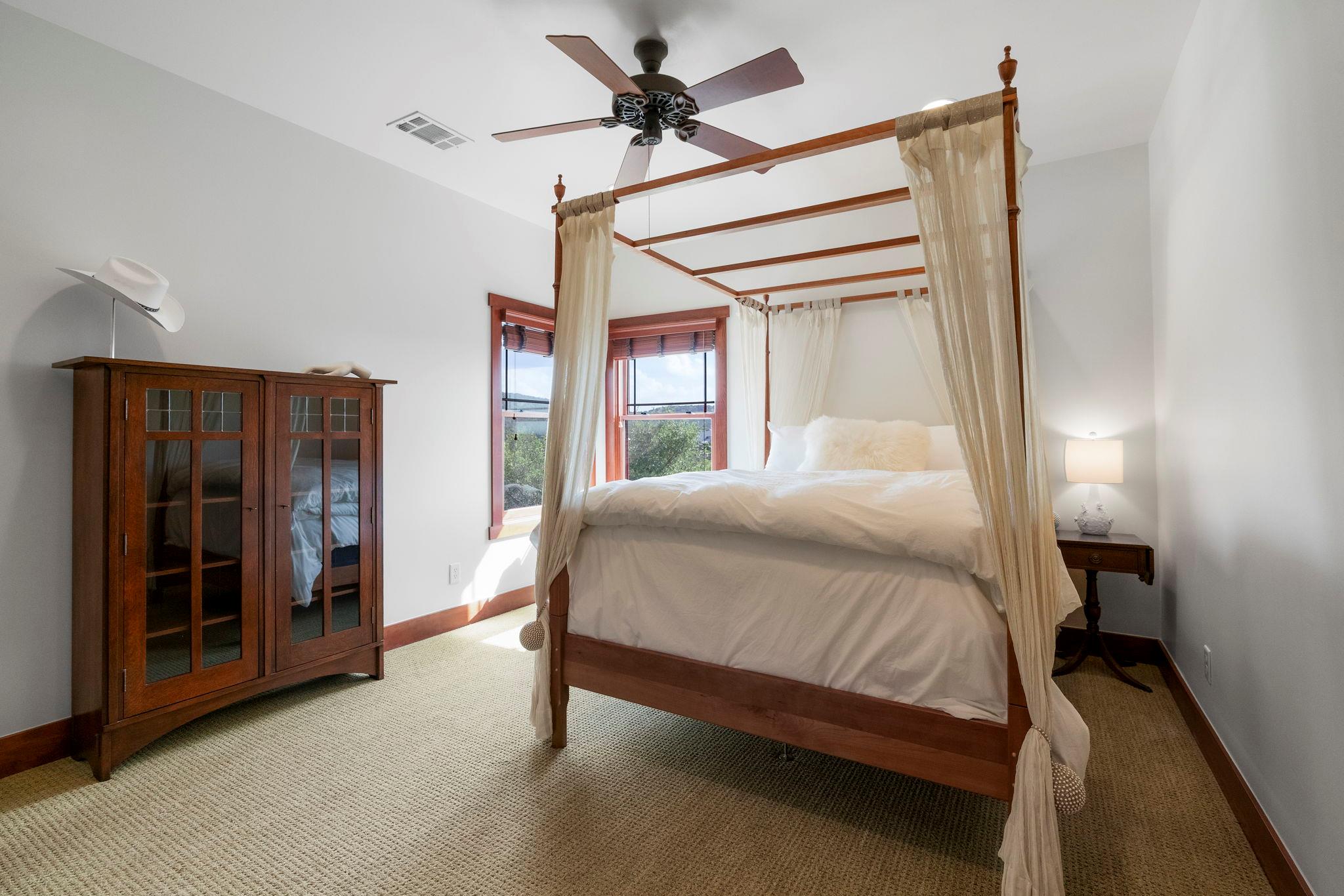 21311 Hamilton Pool Rd, Dripping Springs, TX 78620