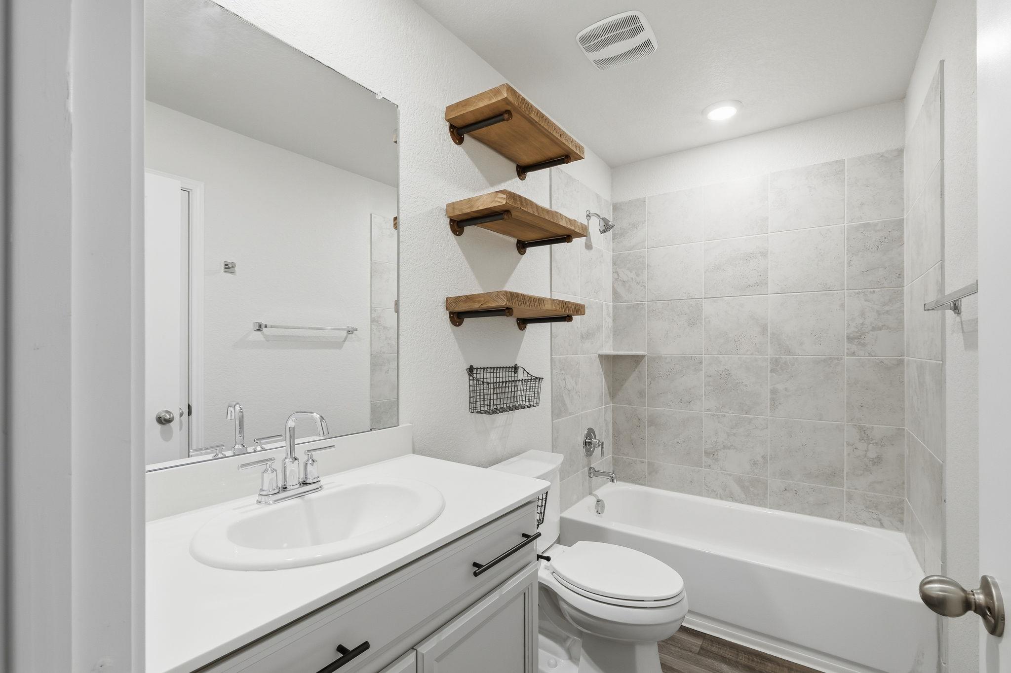 424 Windy Reed Rd, Hutto, TX 78634