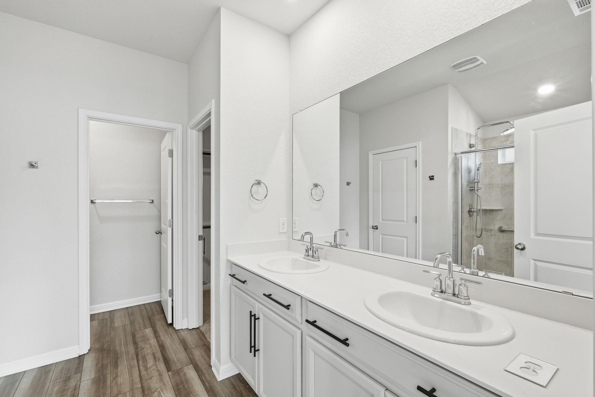 424 Windy Reed Rd, Hutto, TX 78634