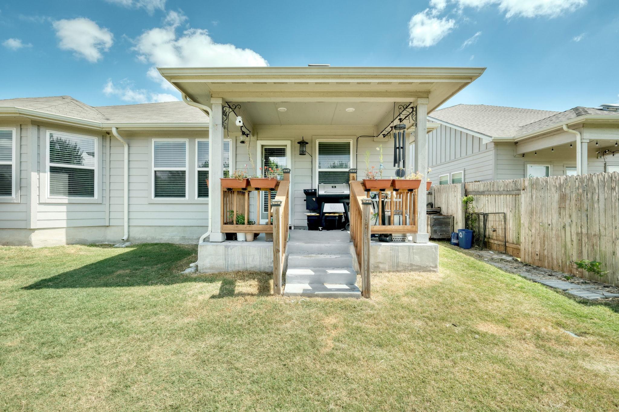 424 Windy Reed Rd, Hutto, TX 78634
