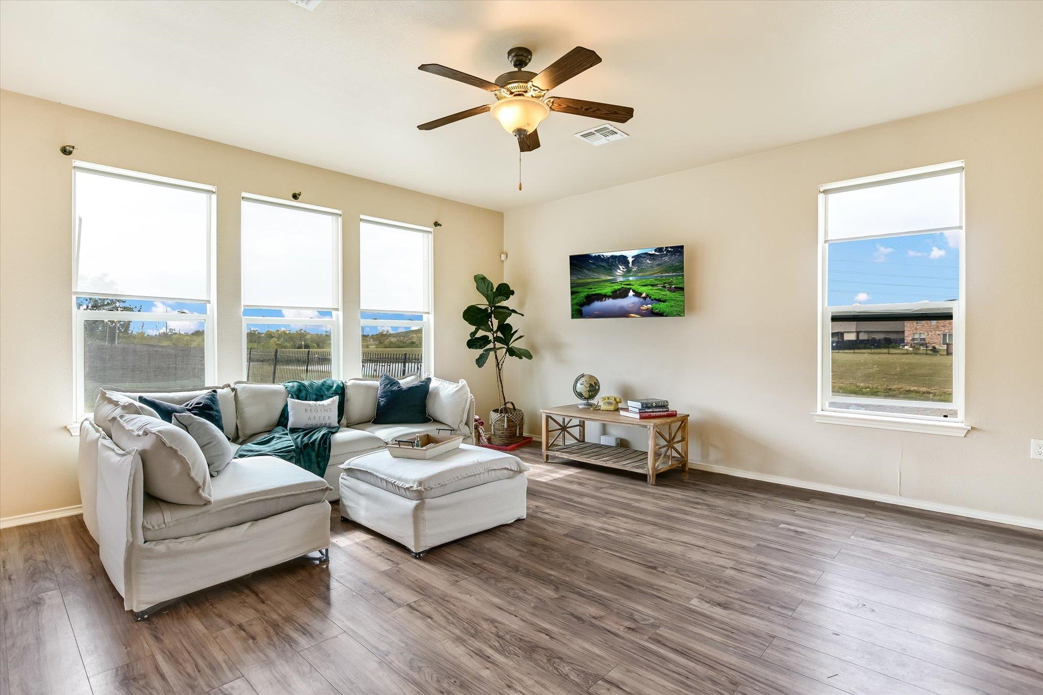 6701 Crosne St, Austin, TX 78754