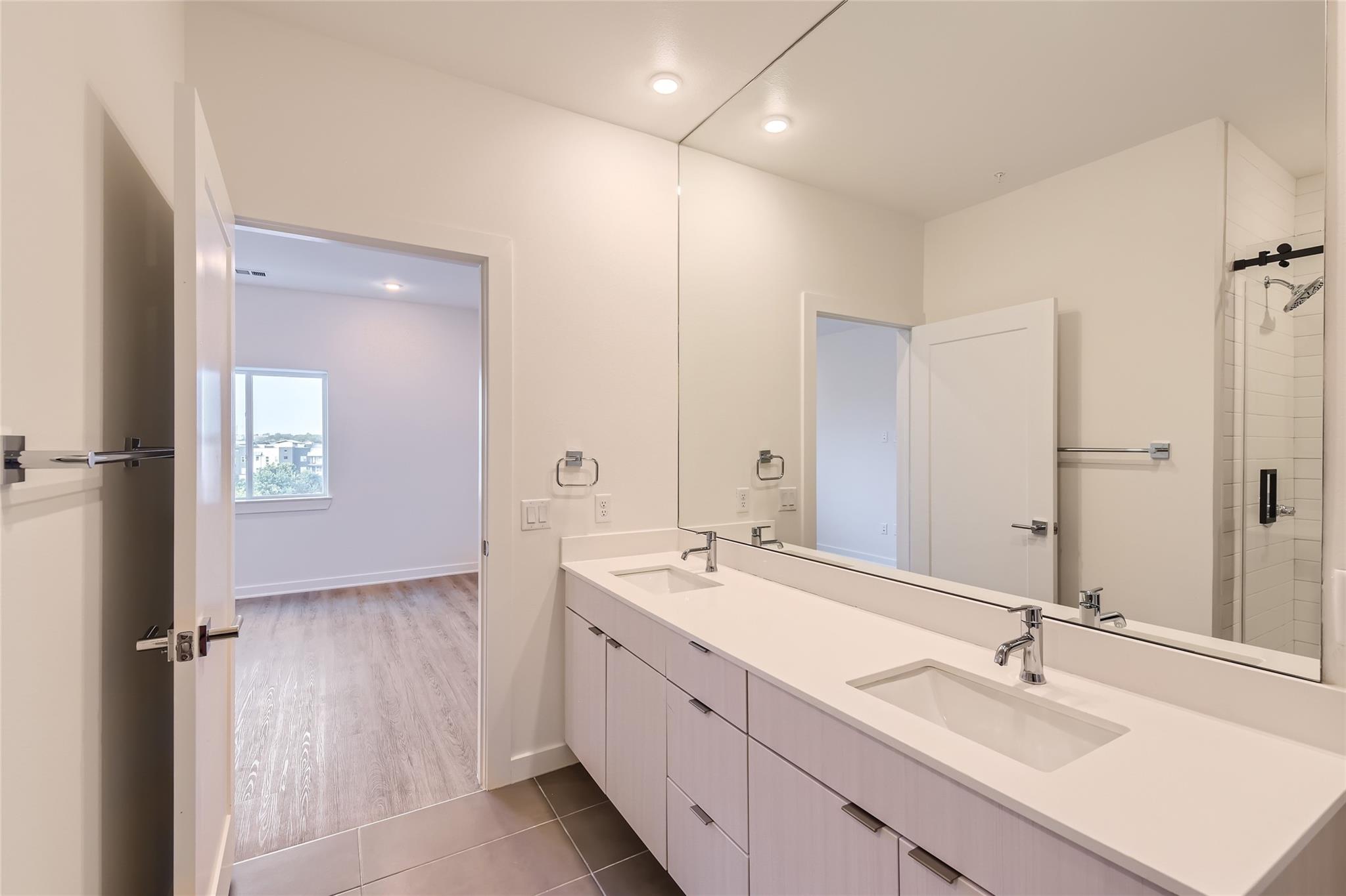 4802 S Congress Ave # 305, Austin, TX 78745