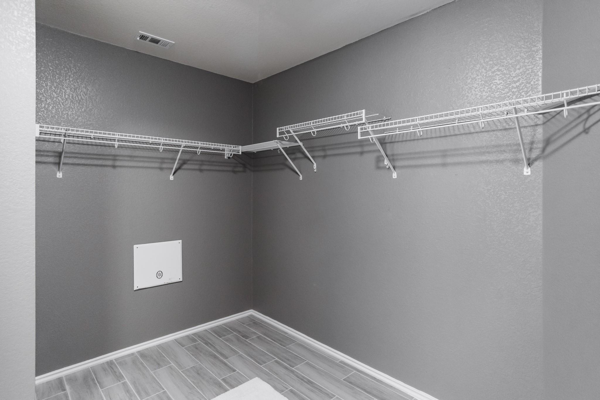 692 Scheel, Kyle, TX 78640