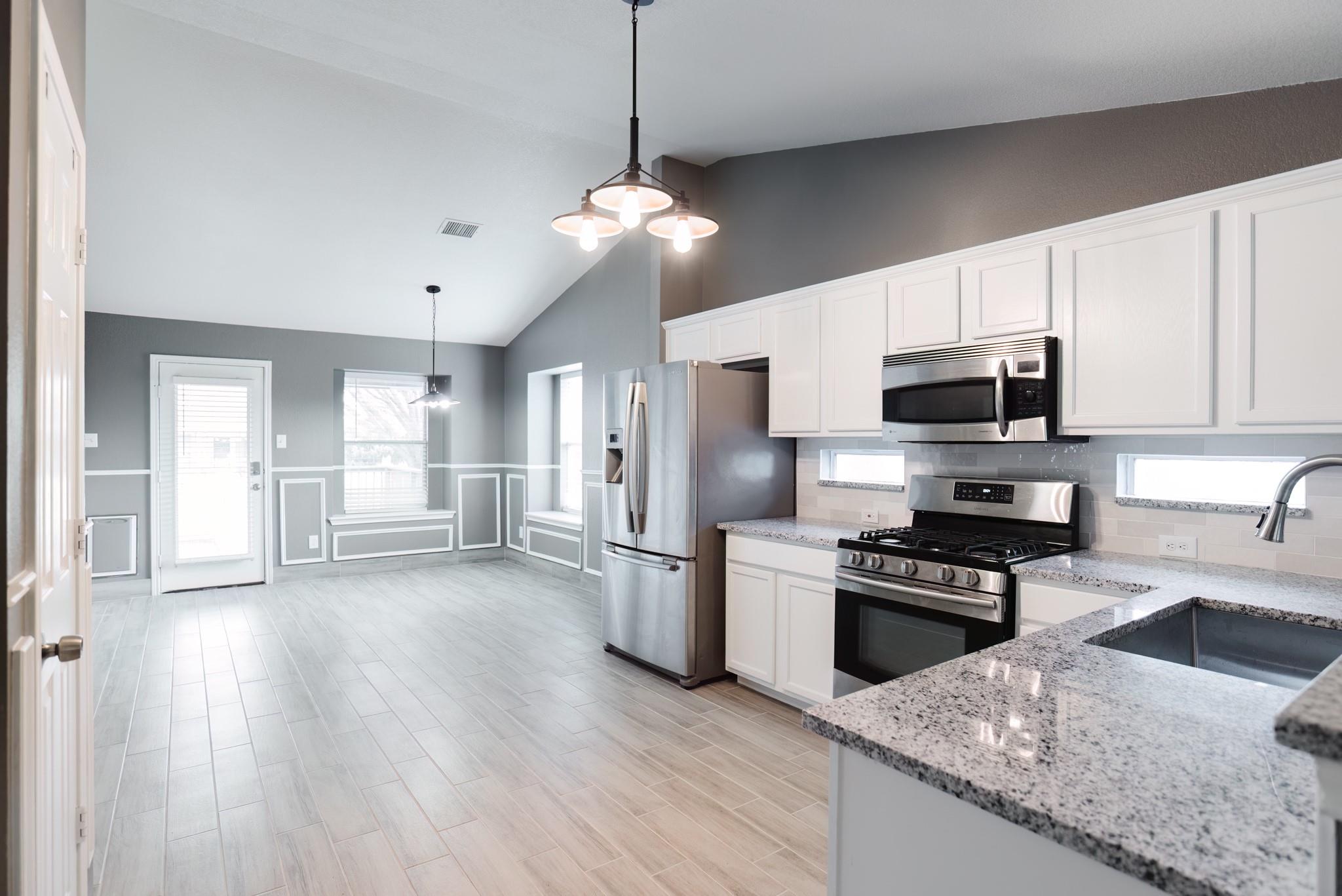 692 Scheel, Kyle, TX 78640