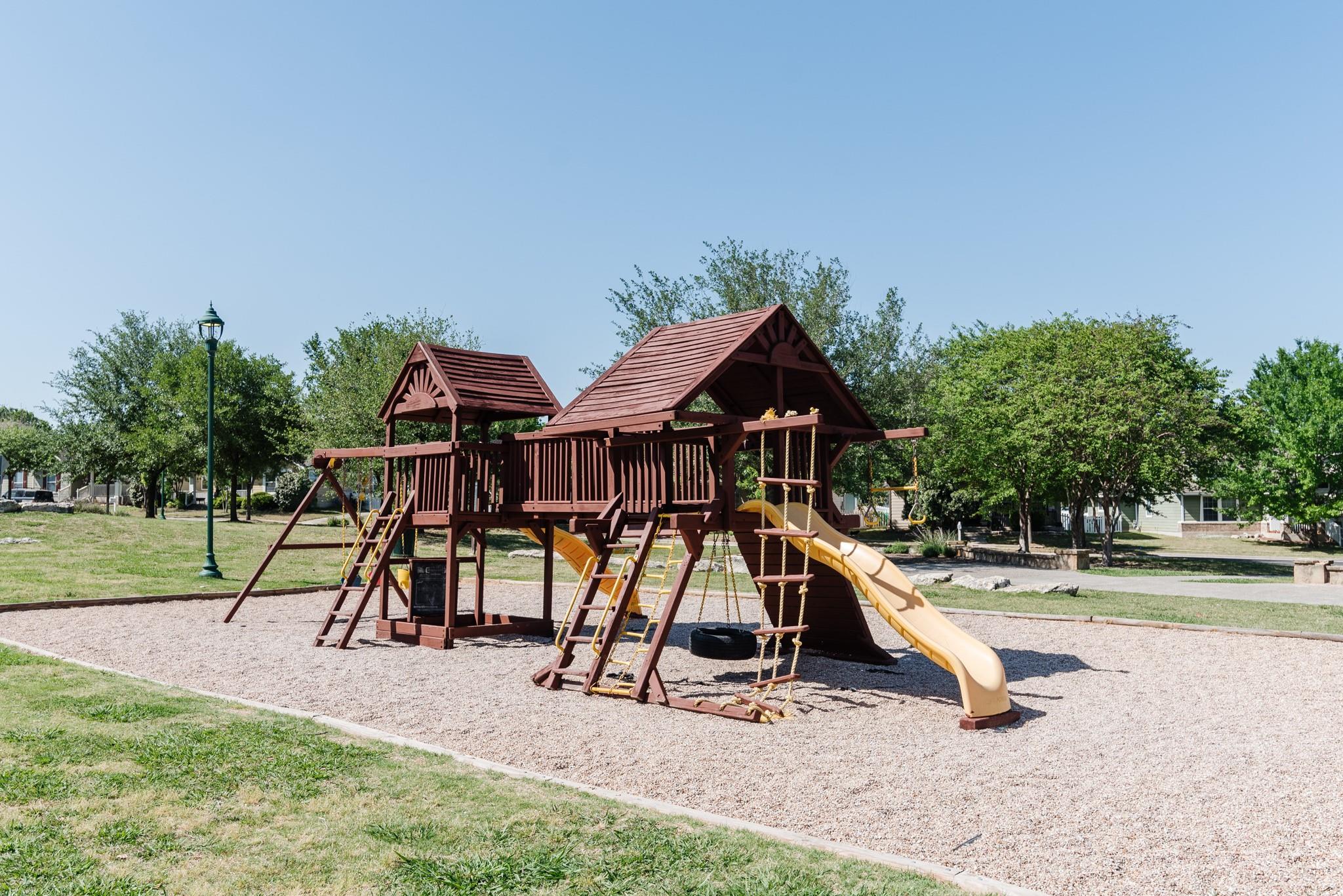 692 Scheel, Kyle, TX 78640