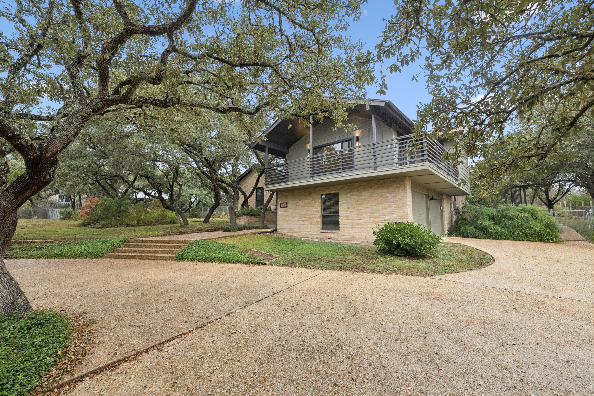 7435 Hummingbird Hill Ln, San Antonio, TX 78255