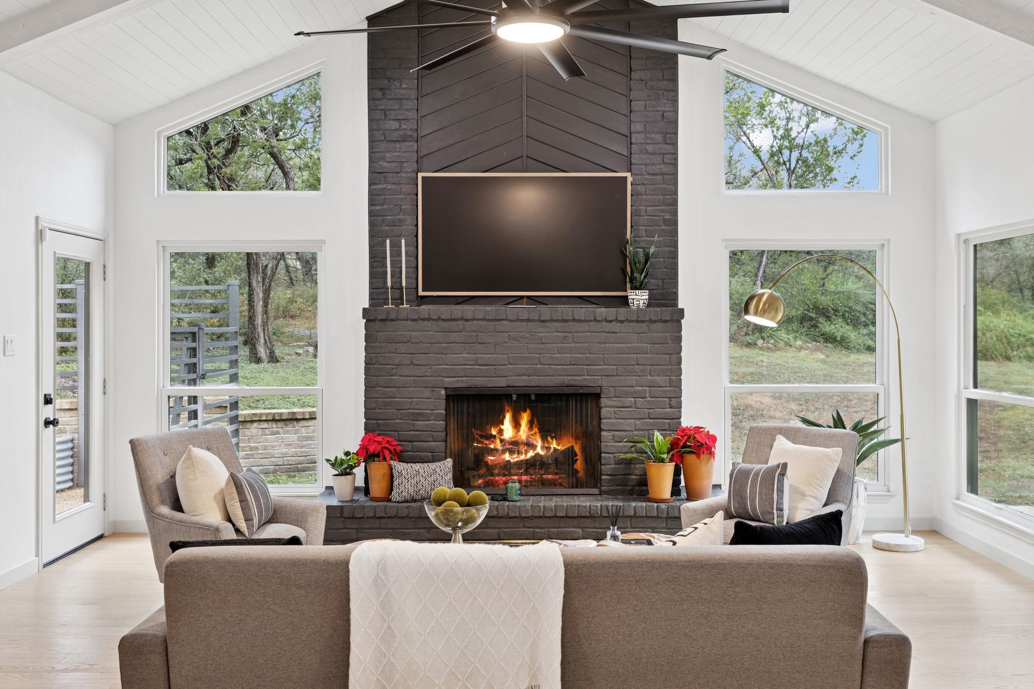 7435 Hummingbird Hill Ln, San Antonio, TX 78255