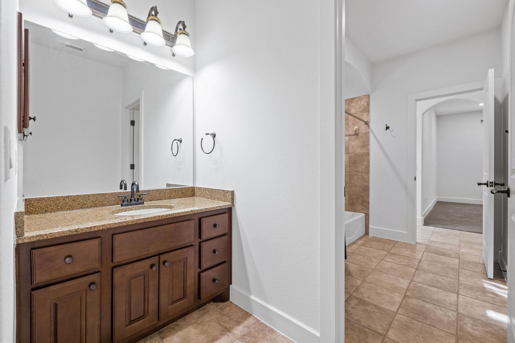 1036 Liberty Park Dr # 54, Austin, TX 78746