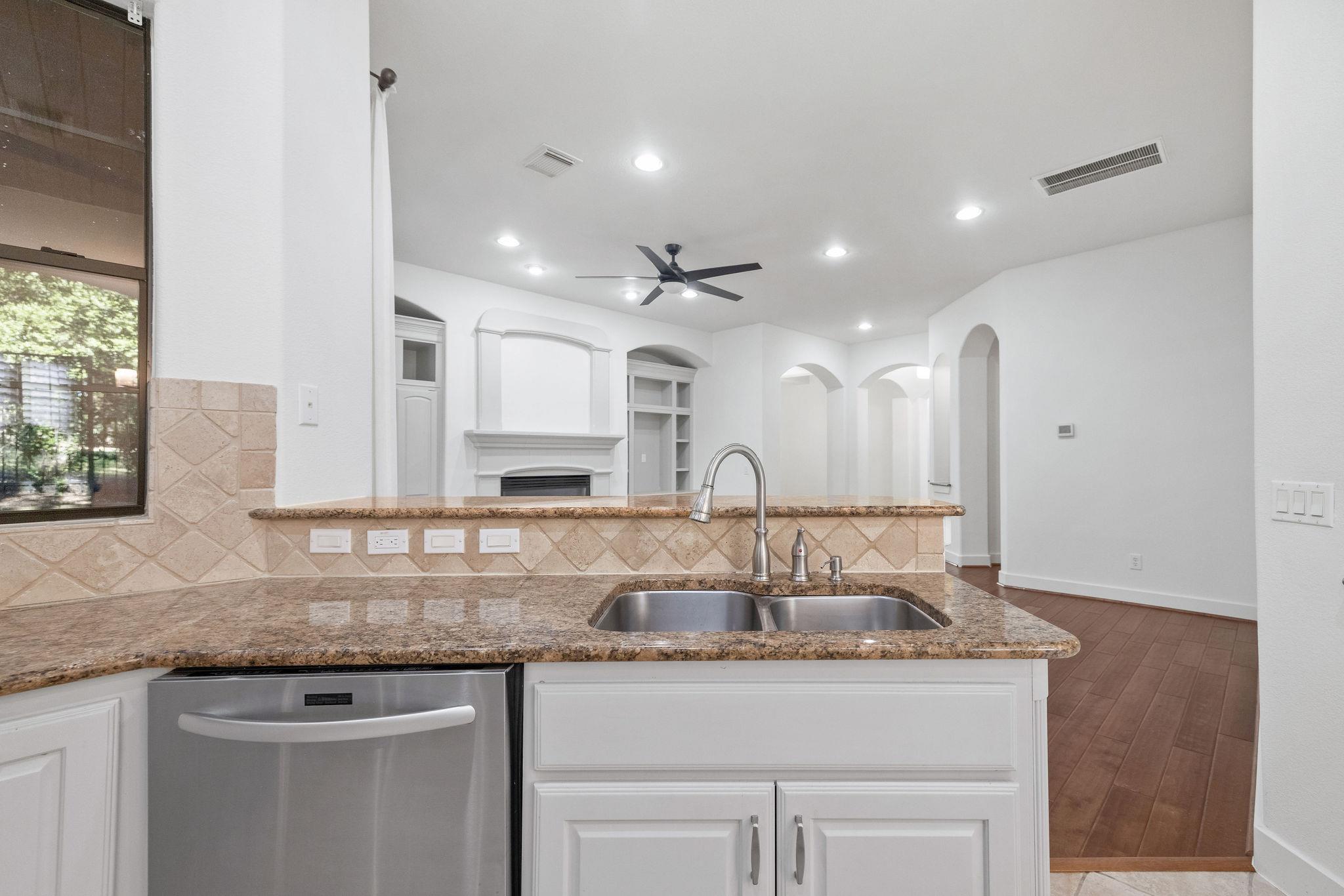 1036 Liberty Park Dr # 54, Austin, TX 78746