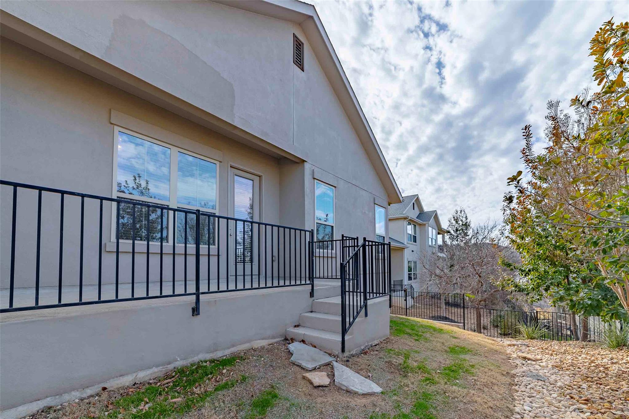 206 Cartwheel Bnd # 138, Austin, TX 78738