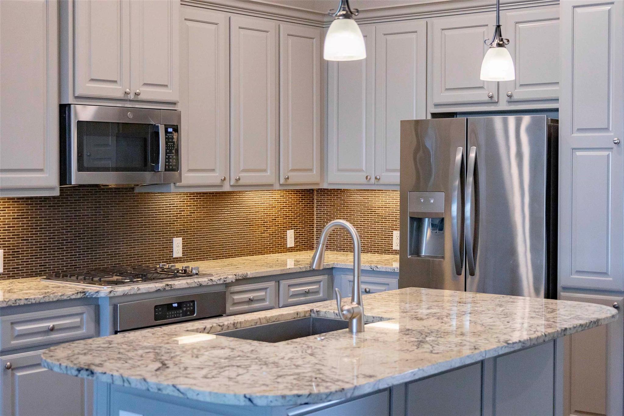 206 Cartwheel Bnd # 138, Austin, TX 78738