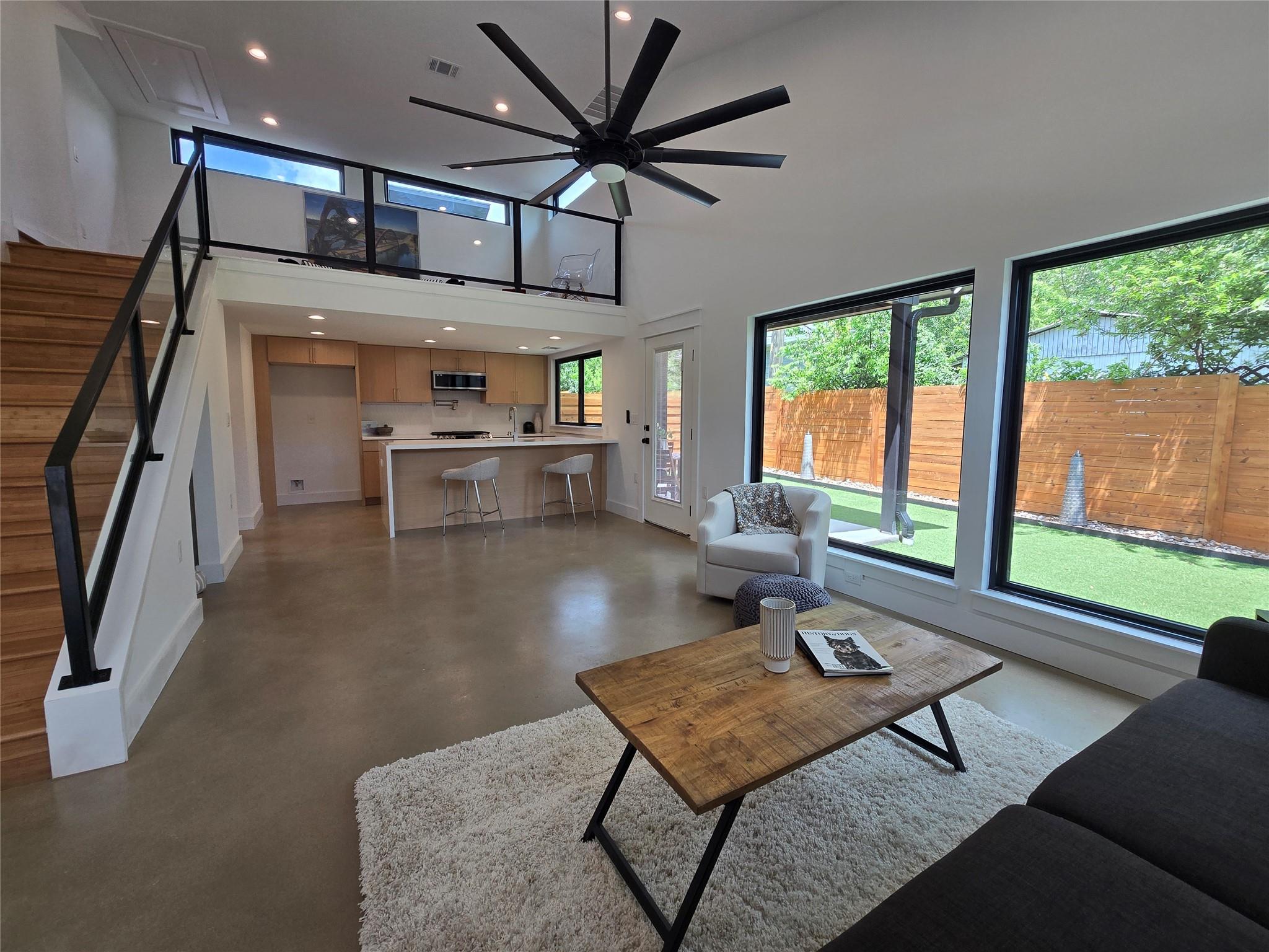 1112 W North Loop Blvd, Austin, TX 78756