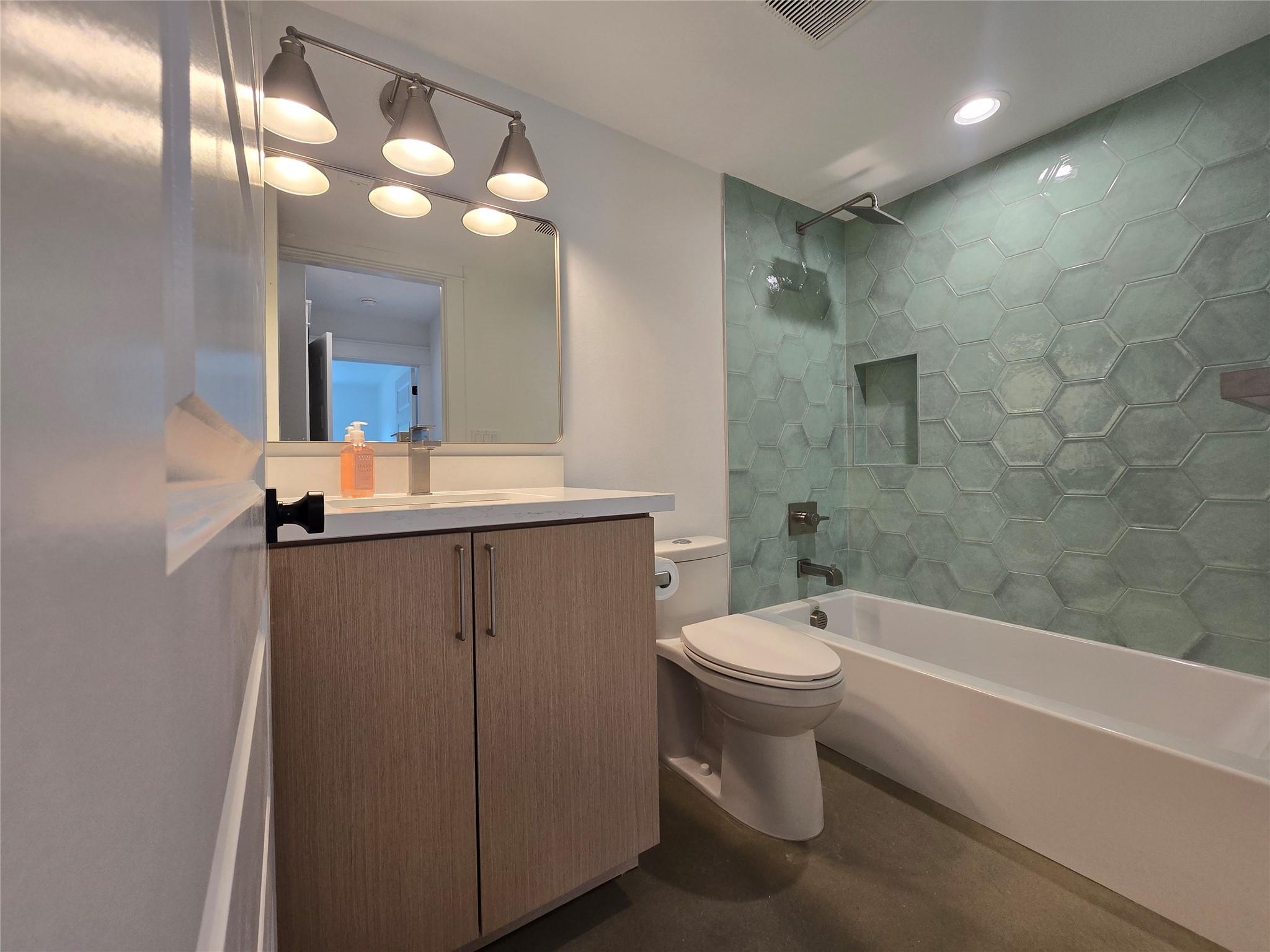 1112 W North Loop Blvd, Austin, TX 78756