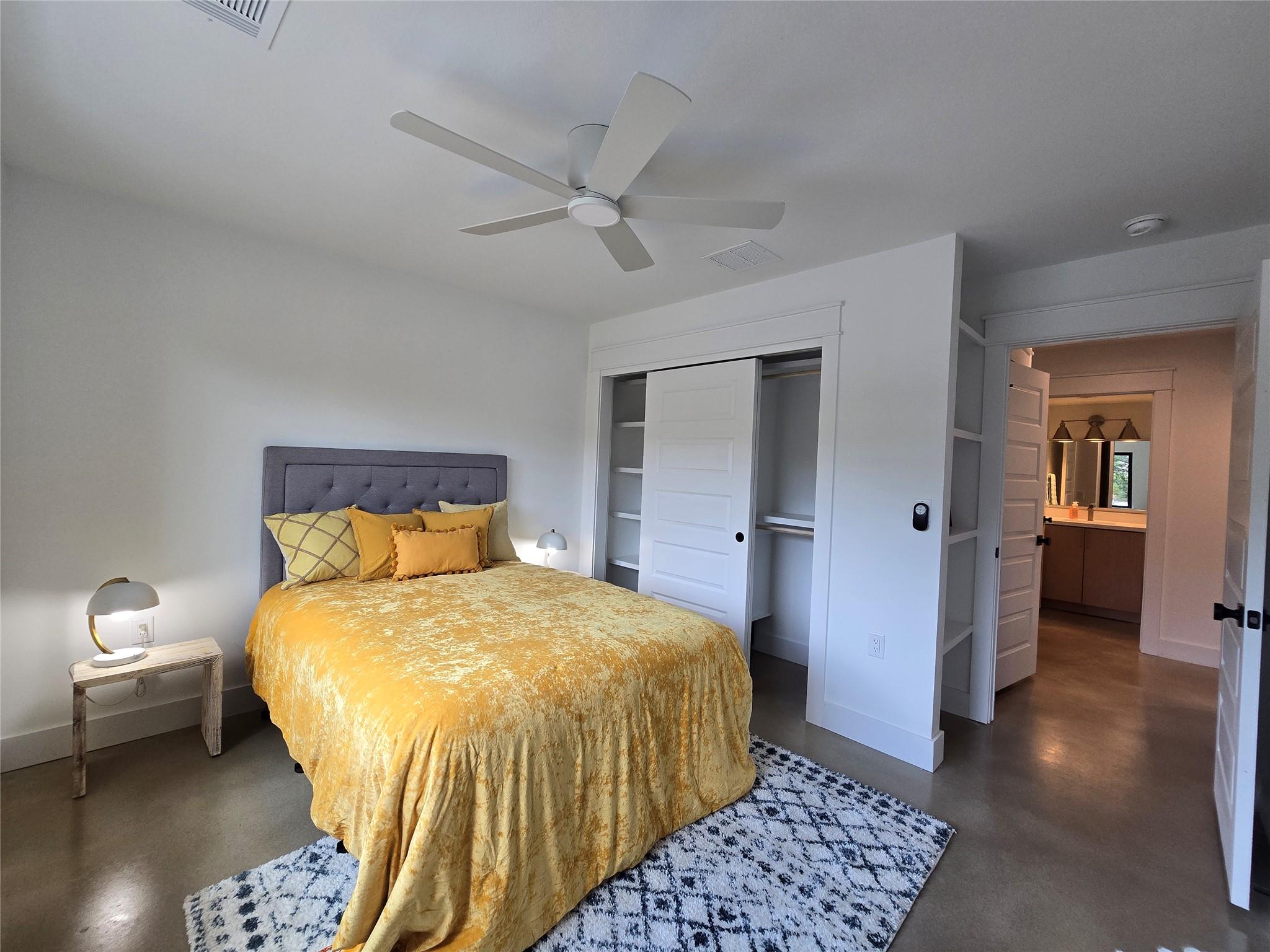 1112 W North Loop Blvd, Austin, TX 78756