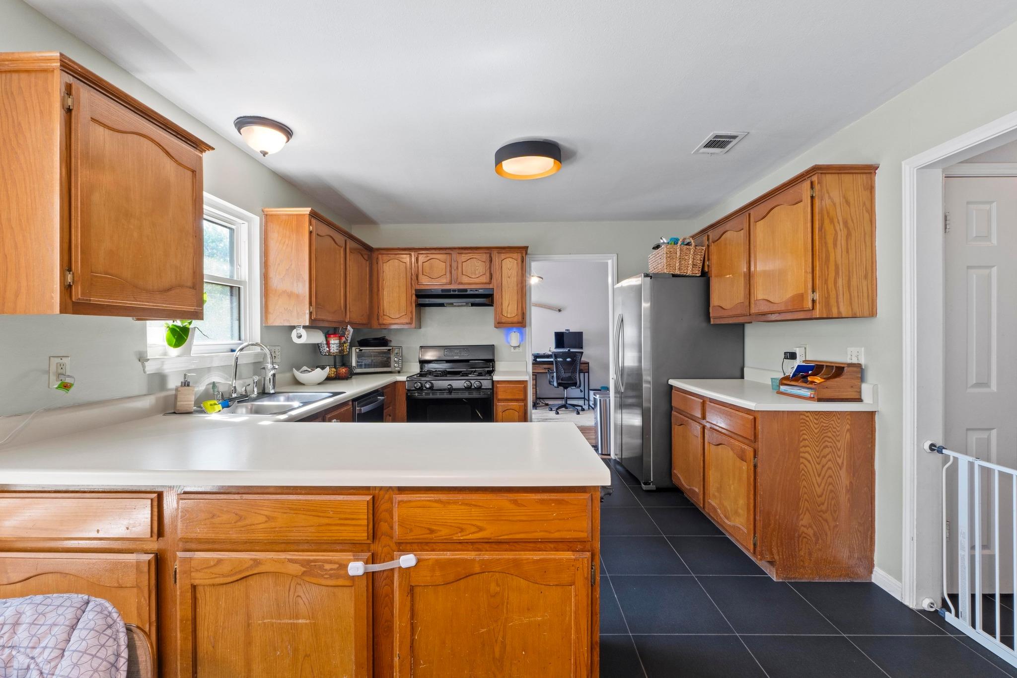 14401 Richard Walker Blvd, Austin, TX 78728