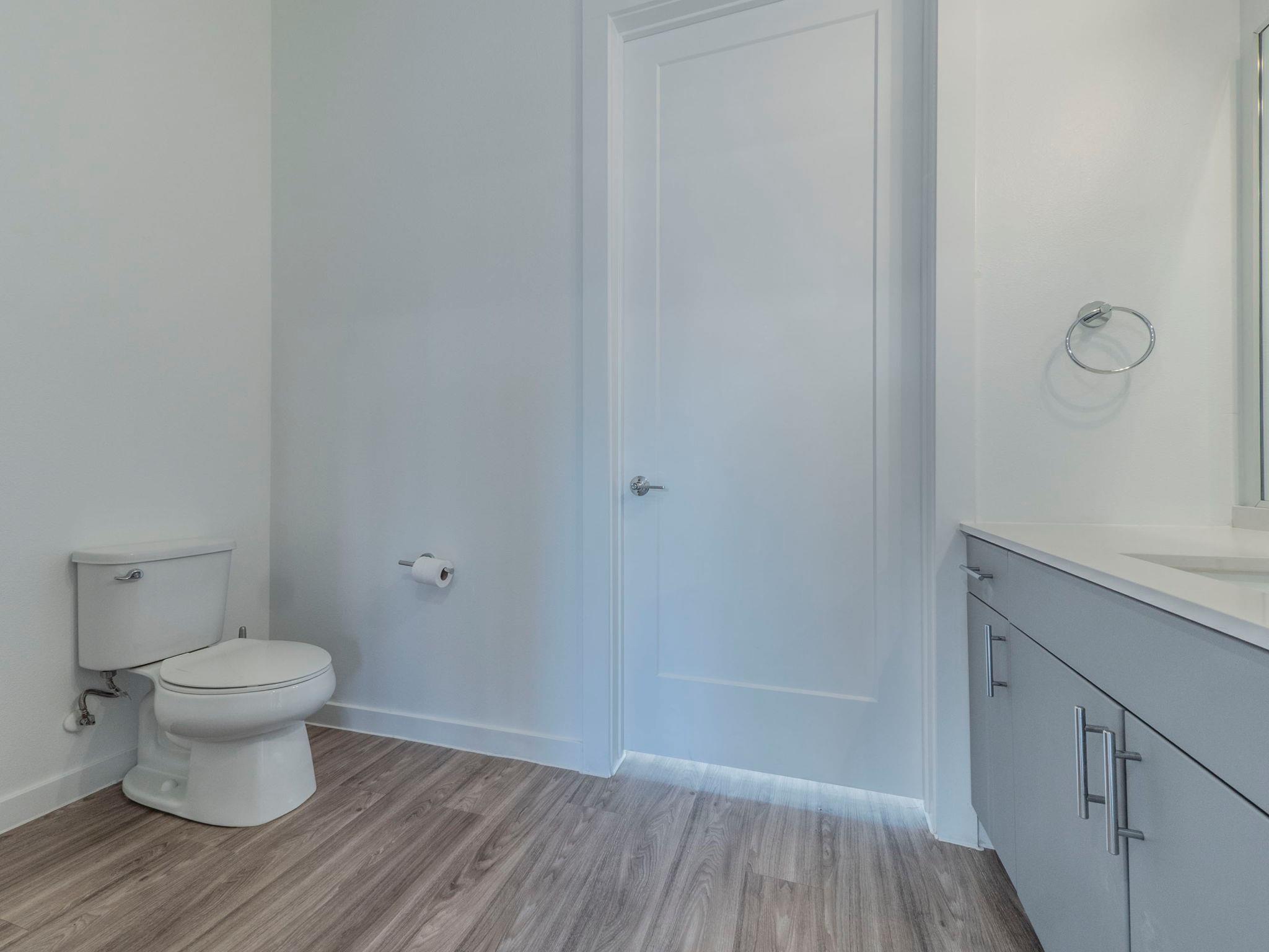 4901 Springdale Rd # 103, Austin, TX 78723