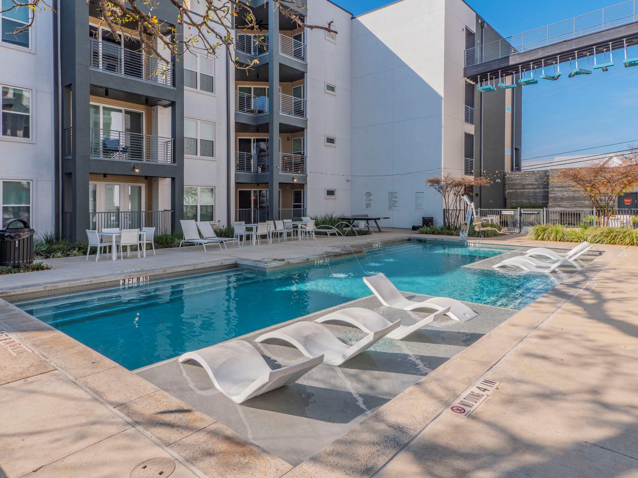 4901 Springdale Rd # 103, Austin, TX 78723