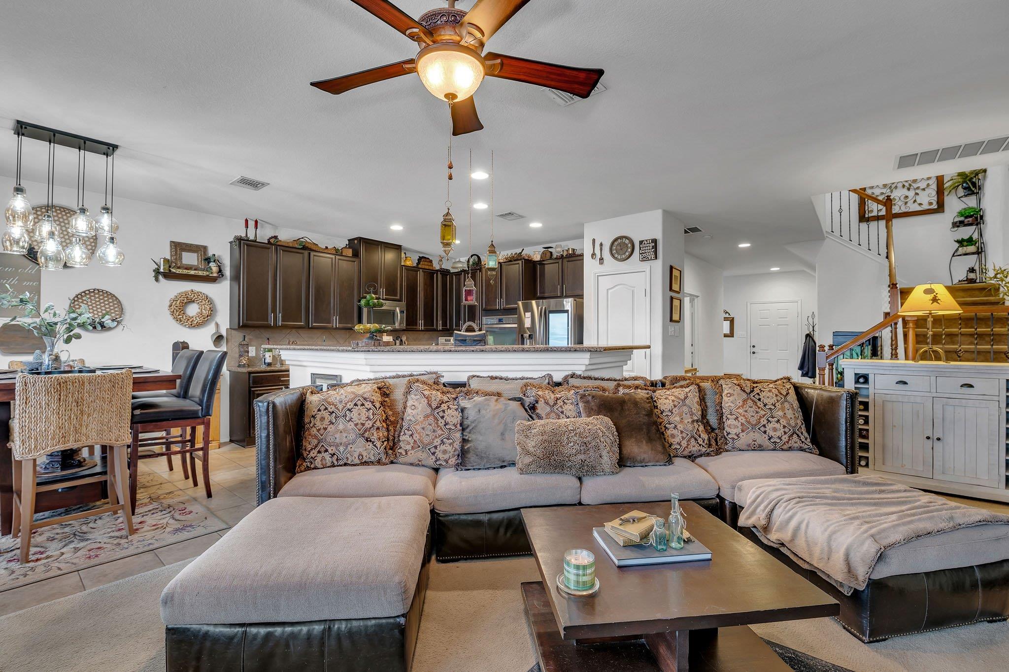 14613 Lake Victor Dr, Pflugerville, TX 78660