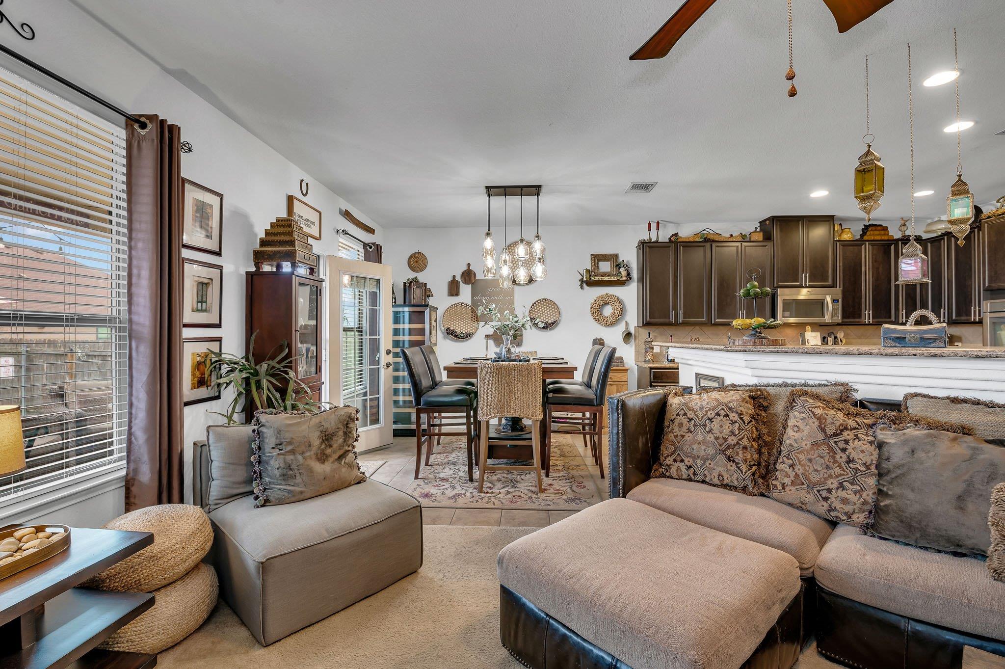 14613 Lake Victor Dr, Pflugerville, TX 78660