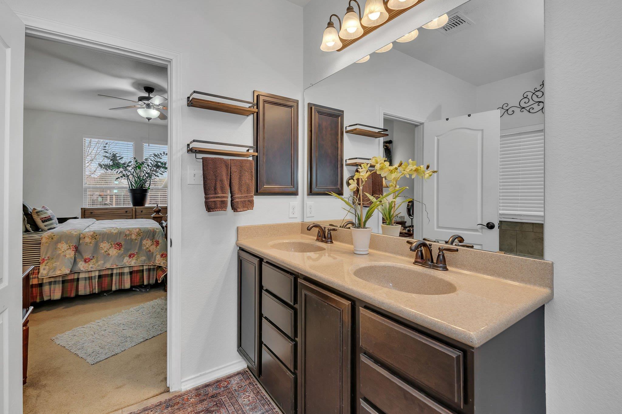 14613 Lake Victor Dr, Pflugerville, TX 78660