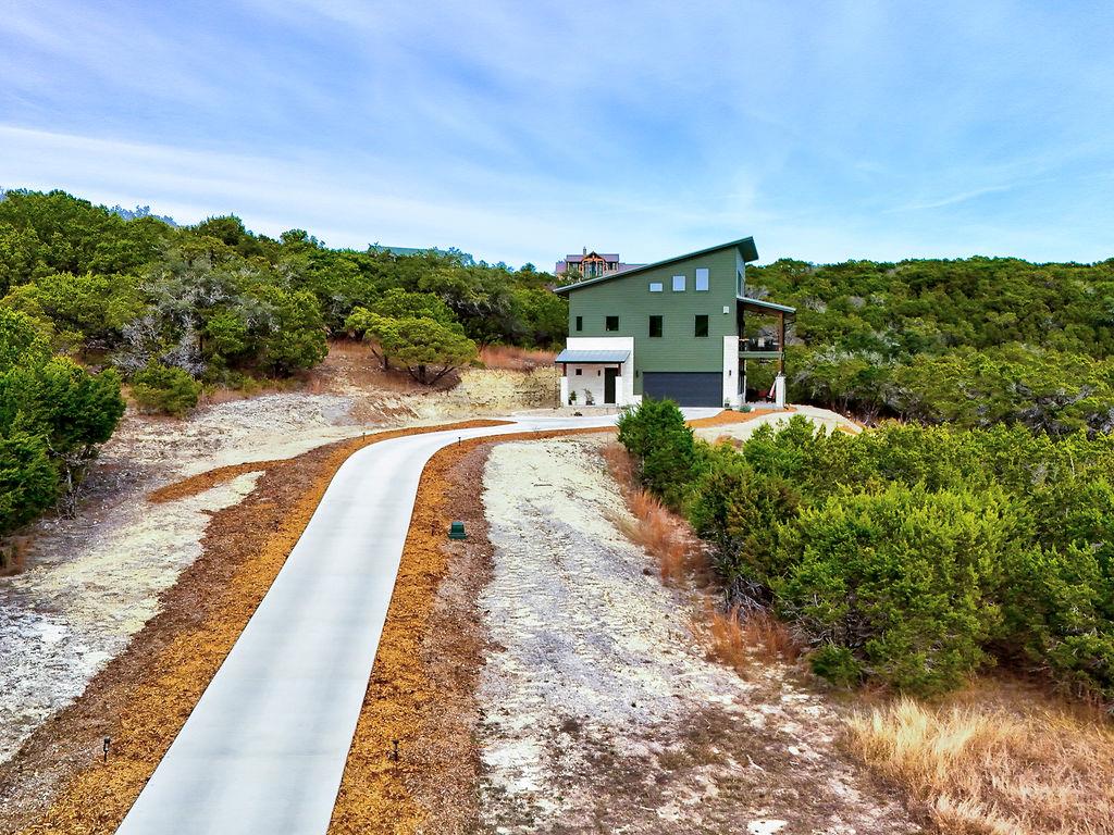 102 N Creek Ct, Bertram, TX 78605